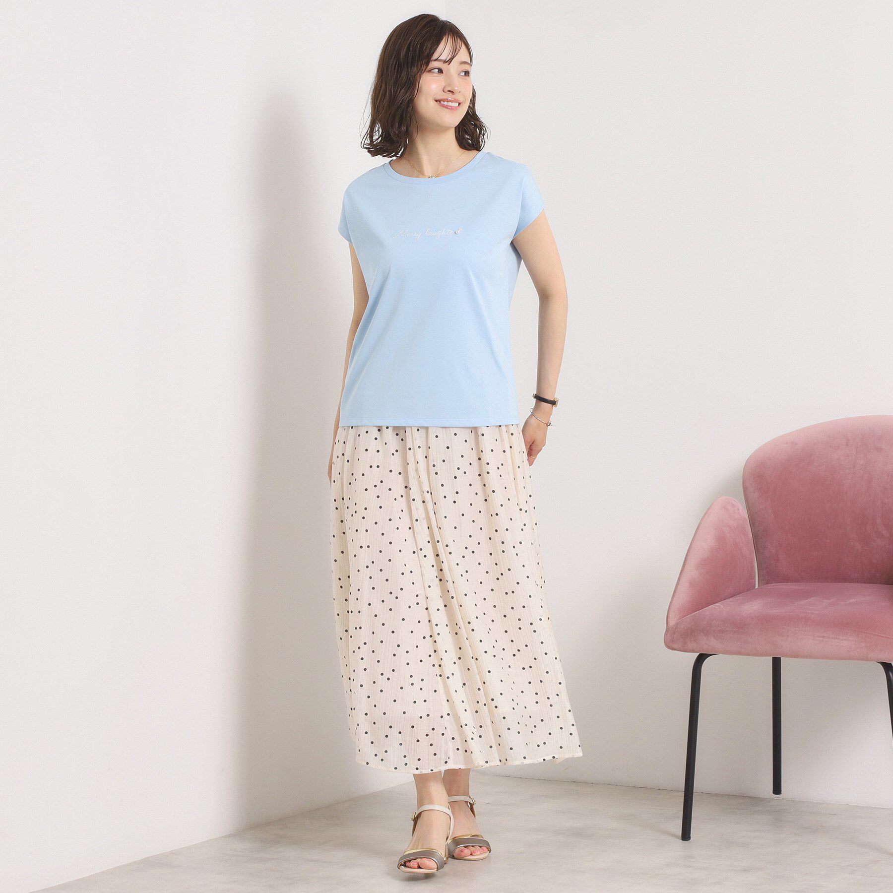 ITS&rsquo;DEMO「【接触冷感／洗濯機OK】刺繍&times;パール調ロゴフレンチT」|Tシャツ・カットソー|