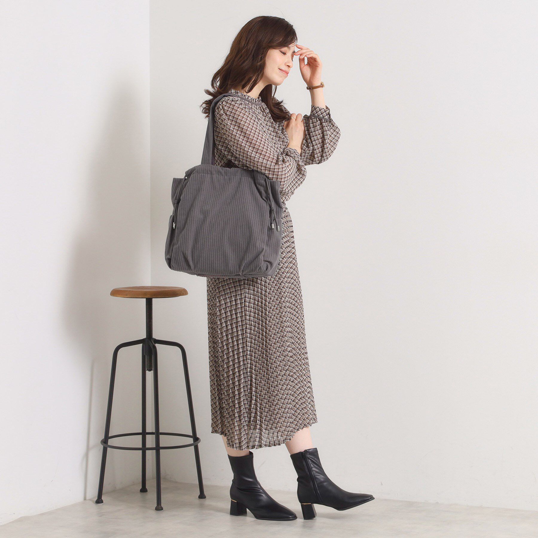 ITS&rsquo;DEMO「【A4対応】コーデュロイ巾着トート」|トートバッグ|