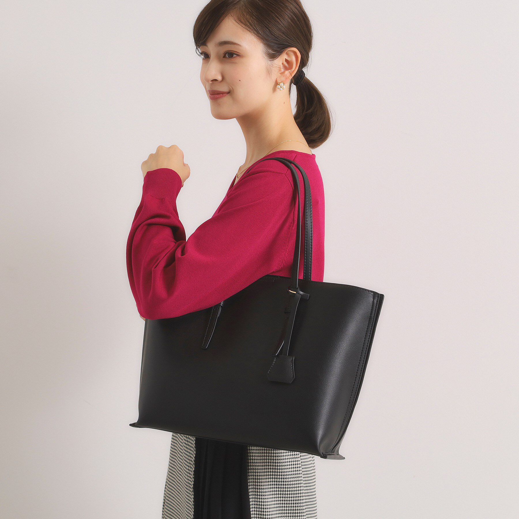 ITS&rsquo;DEMO「【通勤】軽量合皮A4トート」|トートバッグ|