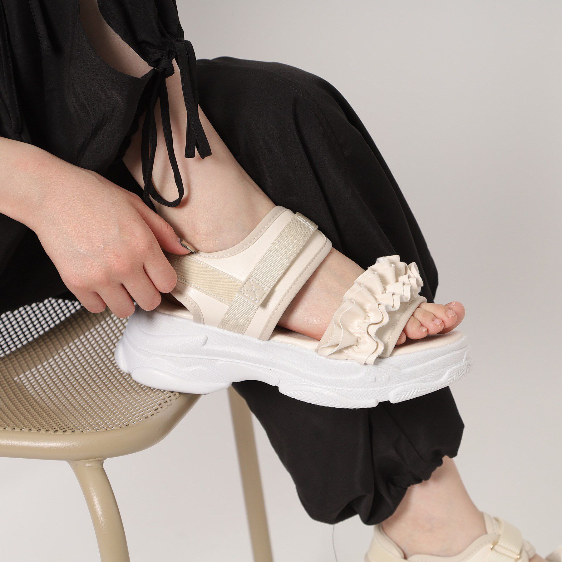 csT&P「厚底フリルスポサン」|サンダル|