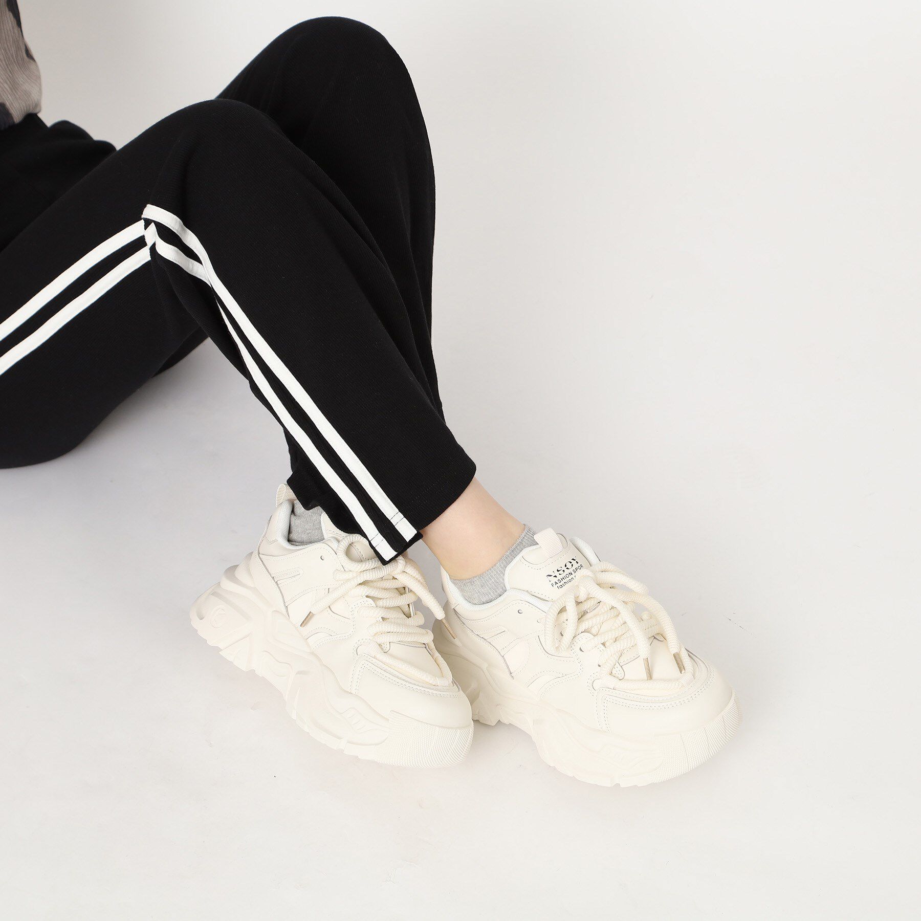 csT&P「厚底ダットスニーカー」|スニーカー|