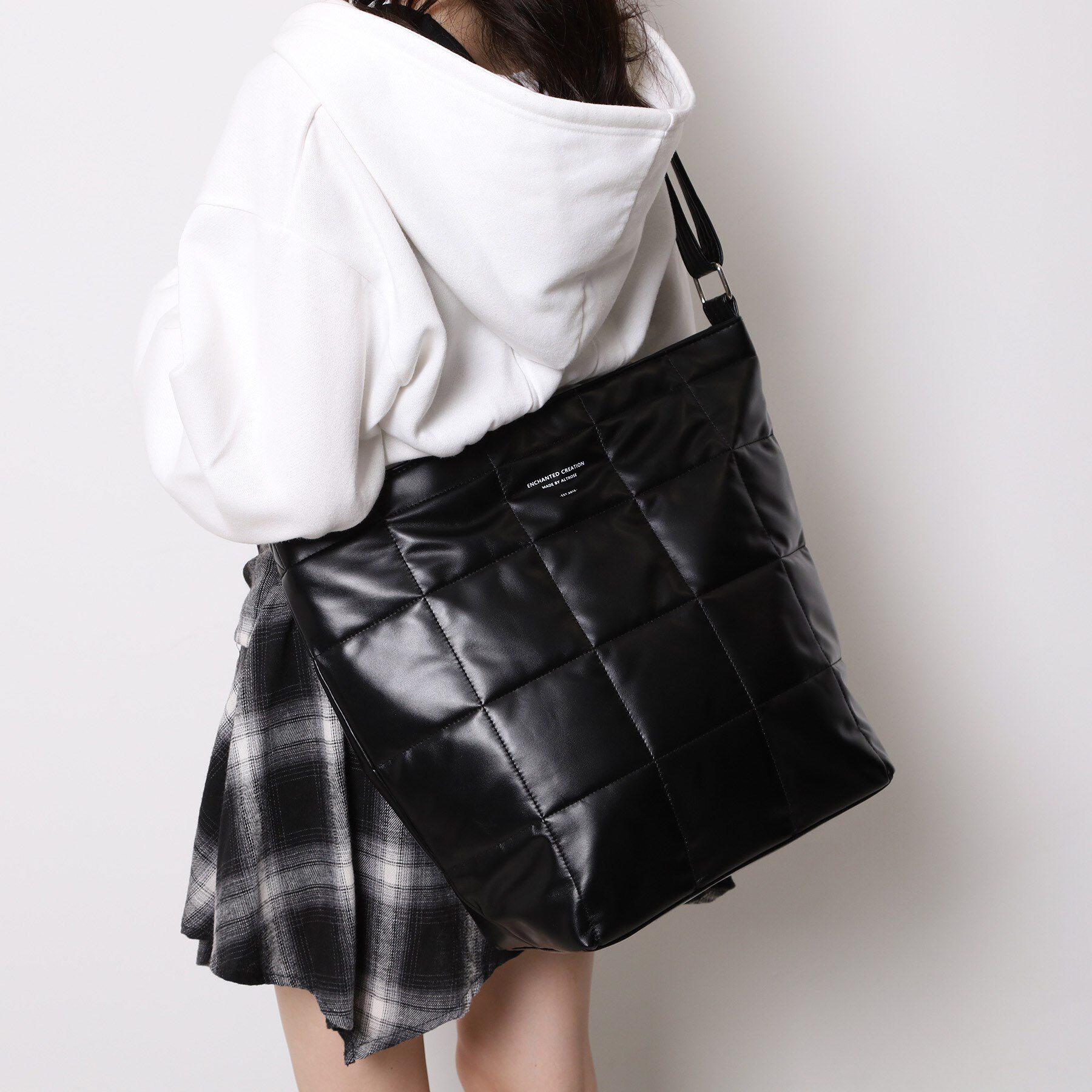 Ober Tashe「【新生活・新学期】キルティングショルダーバッグ」|ショルダー・メッセンジャー|