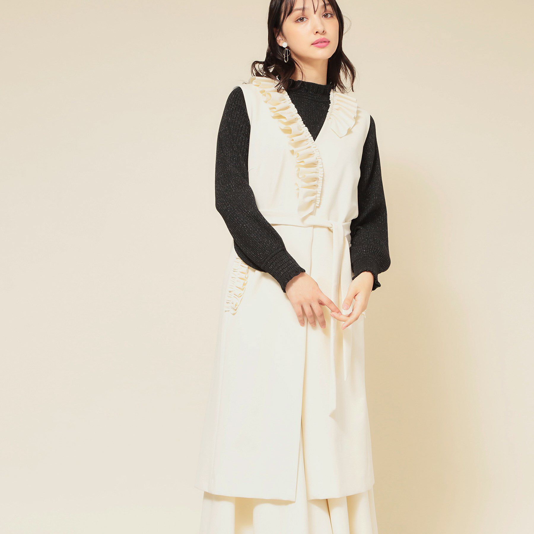 SunaUna「【COLLECTION LINE】フリルスリーブレスジレ」|ベスト・ジレ|アイボリー(004)