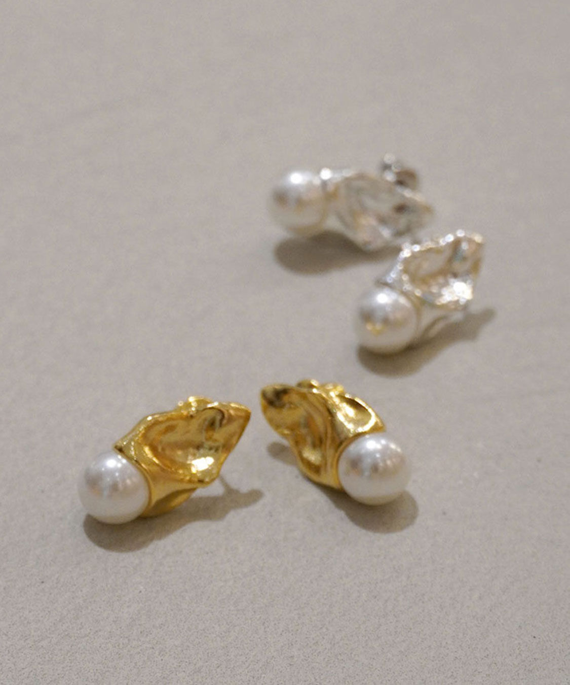 COCO DEAL「Oyster シェルパールドロップピアス」|ピアス|