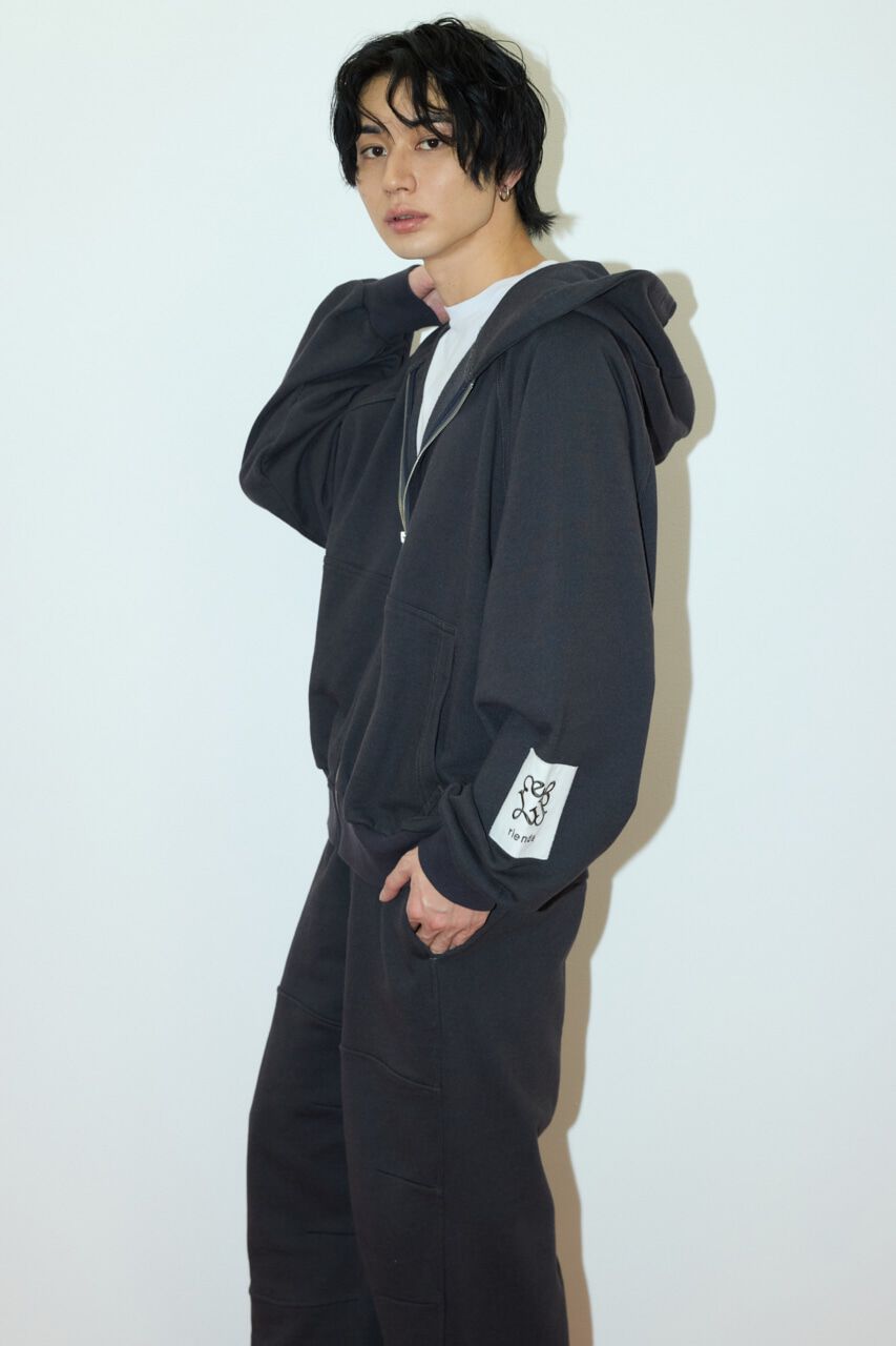 rienda「Rパッチ付きユニセックススウェットトップス」|Tシャツ・カットソー|L/BLK1