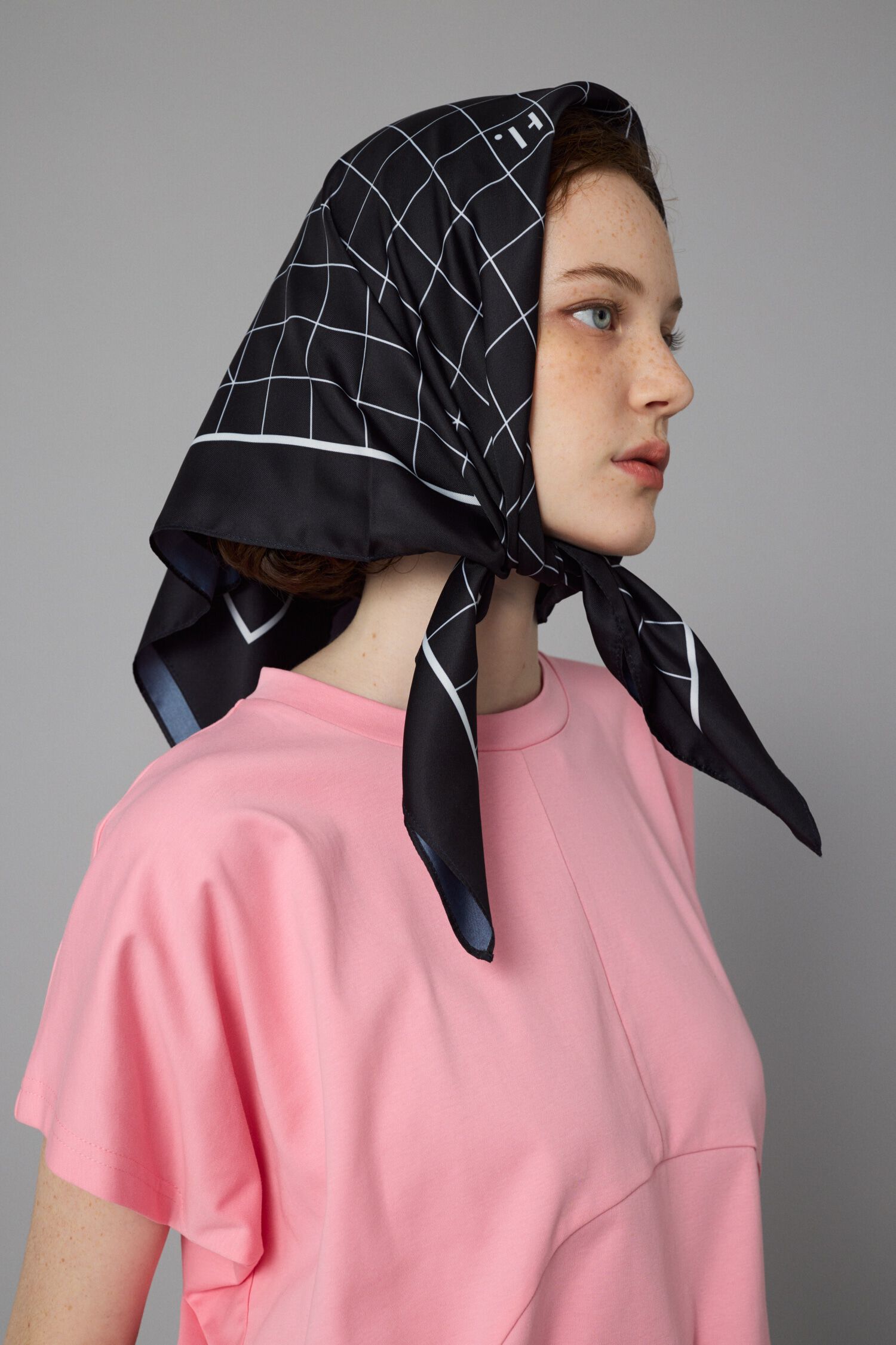 HeRIN.CYE「Check scarf」|その他|BLK