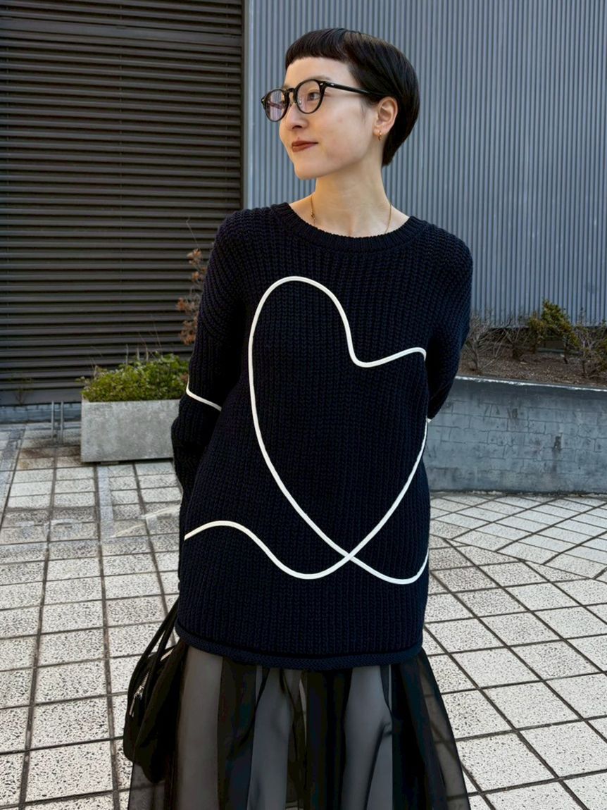 emmi atelier「【HEART】 【ONLINE限定カラーあり】ハートエンブロイダリーニット」|ニット・セーター|