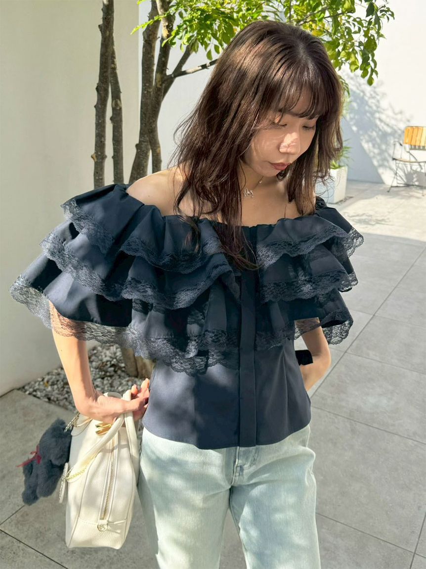 LILY BROWN「ボリュームフリルオフショル2wayブラウス」|シャツ・ブラウス|NVY