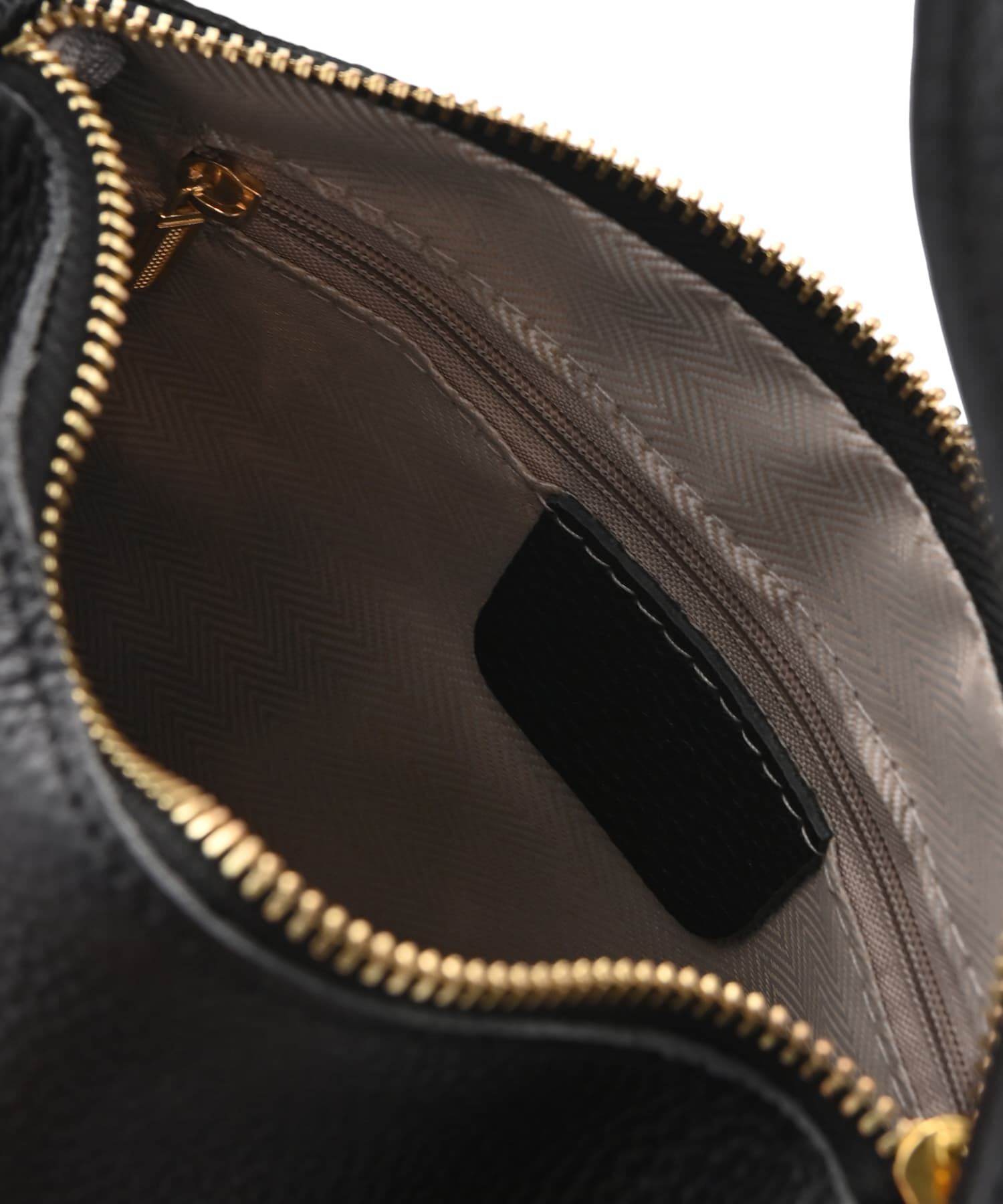 STYLE DELI「【DELI by】カーブラインリアルレザーショルダーバッグ」|ショルダー・メッセンジャー|