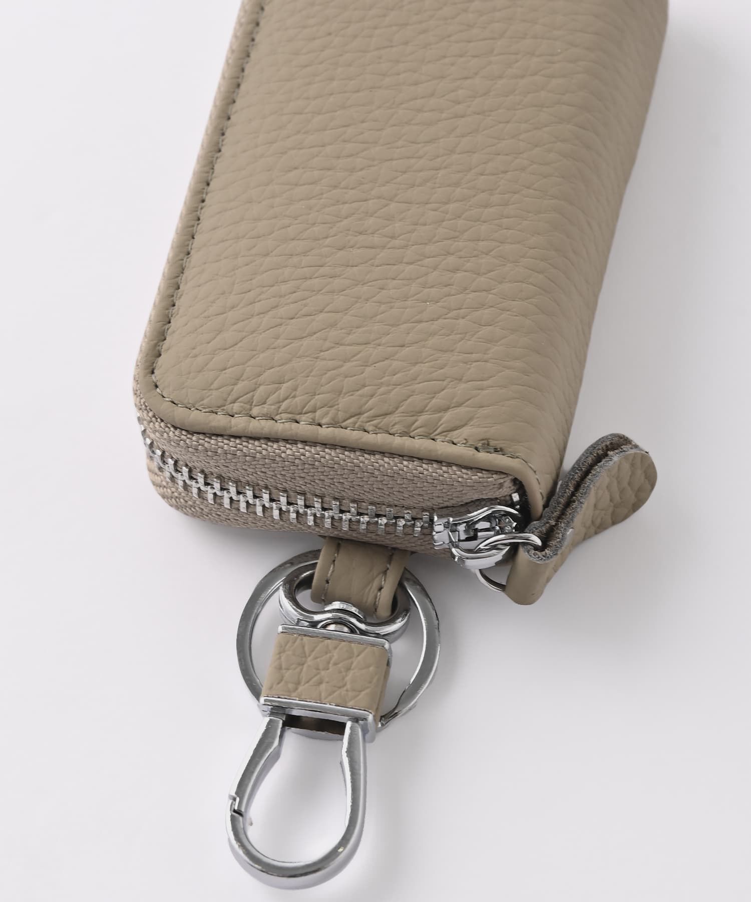 STYLE DELI「【DELI by】すっきり収まる本革ジップキーケース」|キーケース|