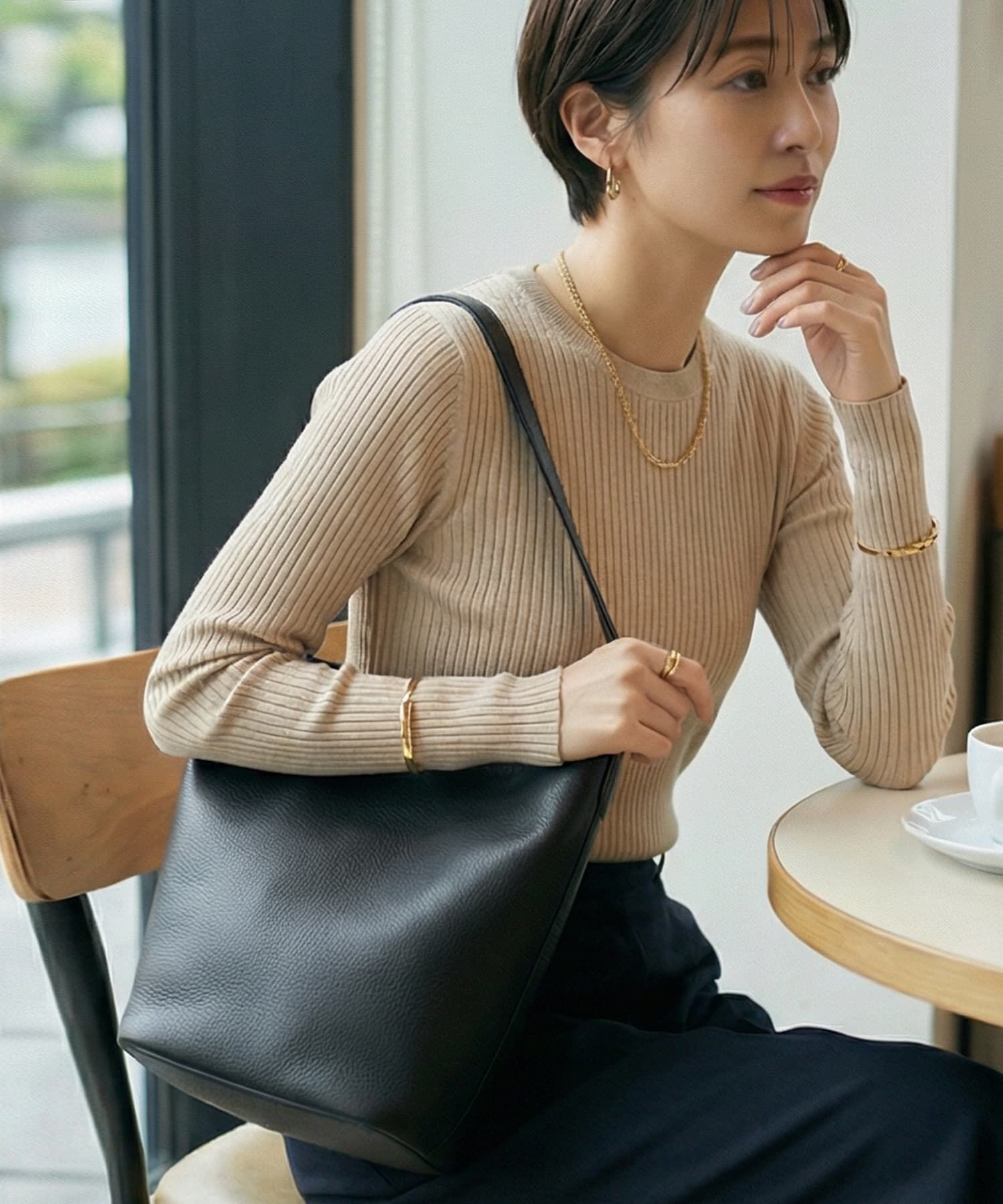 STYLE DELI「【DELI by】ミニマルバケットリアルレザーバッグ（レギュラー）」|トートバッグ|ブラック