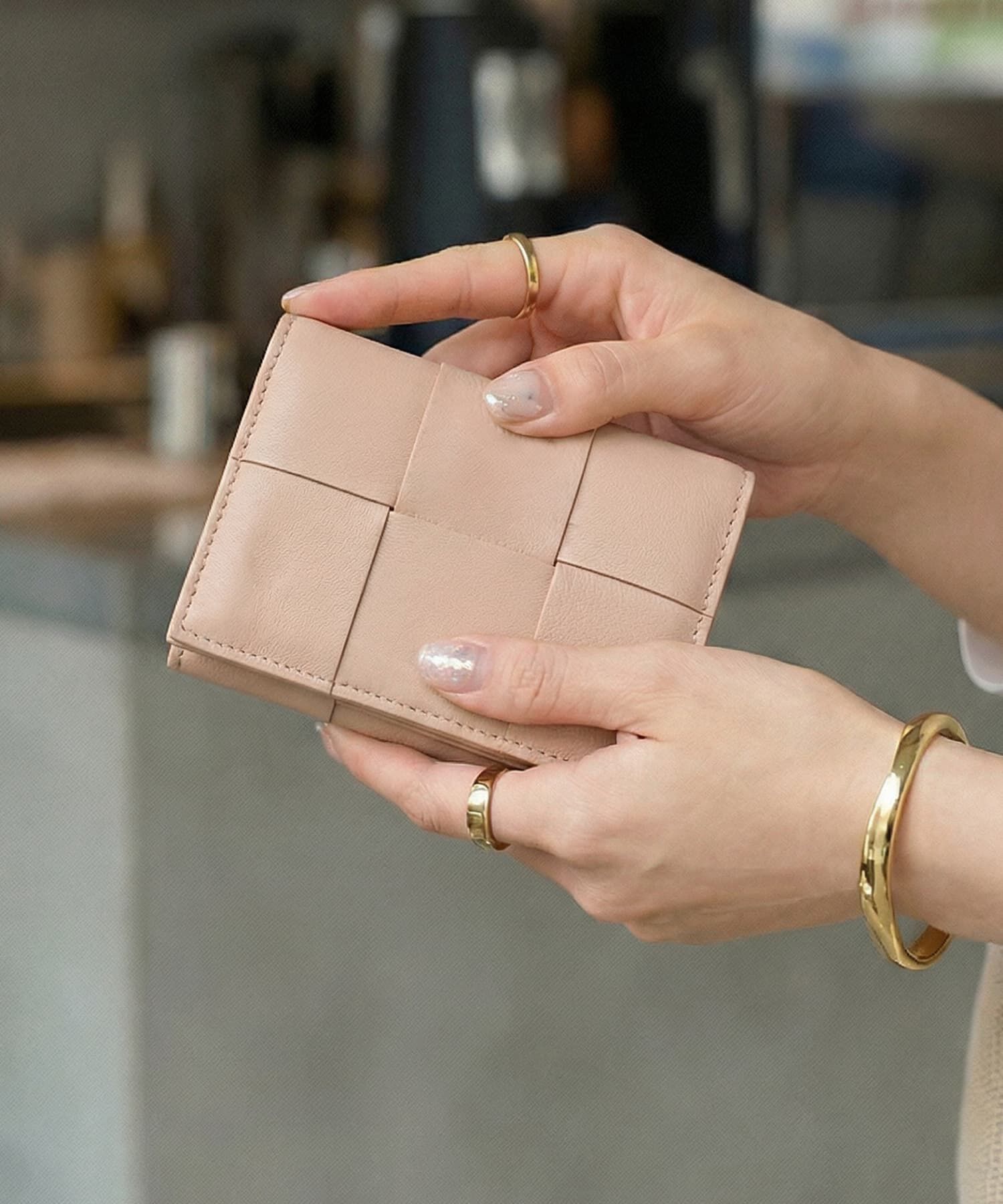 STYLE DELI「【DELI by】編み込みラムレザーカードホルダー」|名刺入れ・カードケース|ピンク