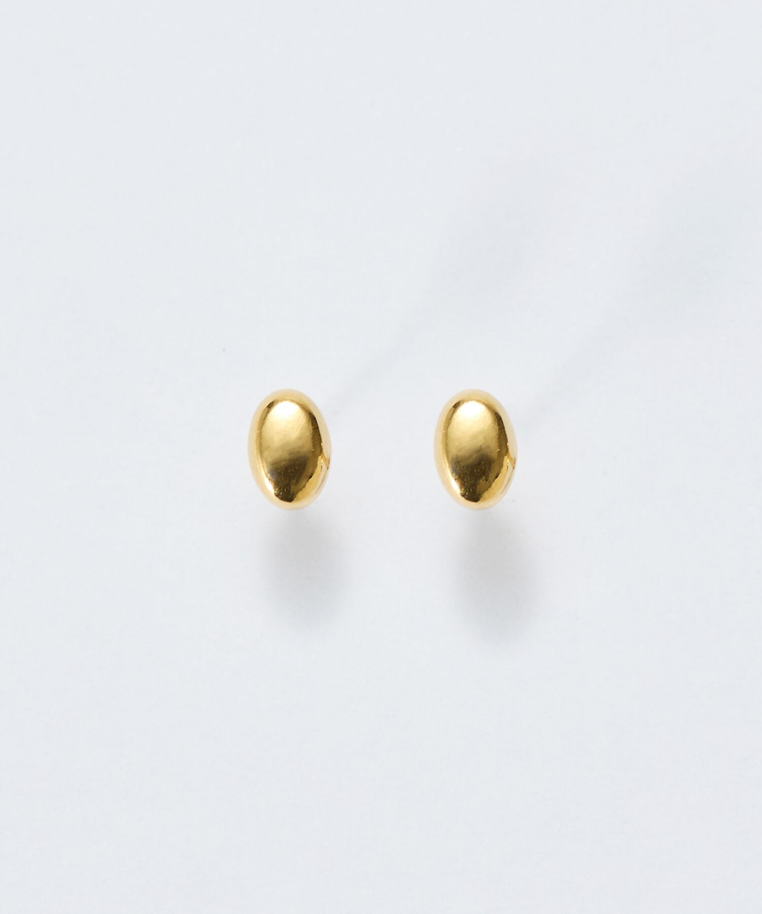 Phoebe「【金属アレルギー対応】メタルビーンズピアス　ゴールド/サージカルステンレス」|ピアス|