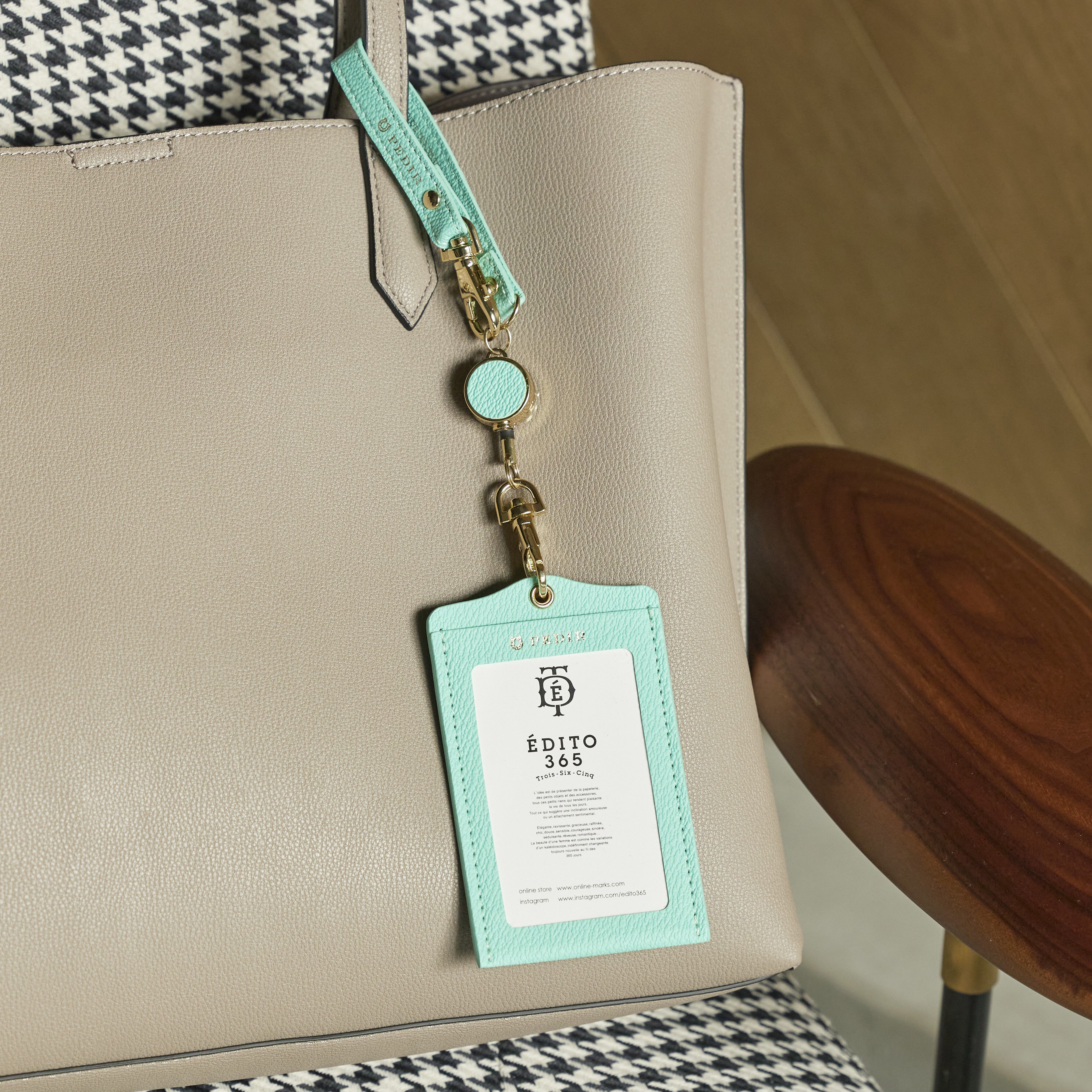 PEDIR「PEDIR(ペディール) マエストラーレ シングルパスケース マークス」|定期入れ|ミント