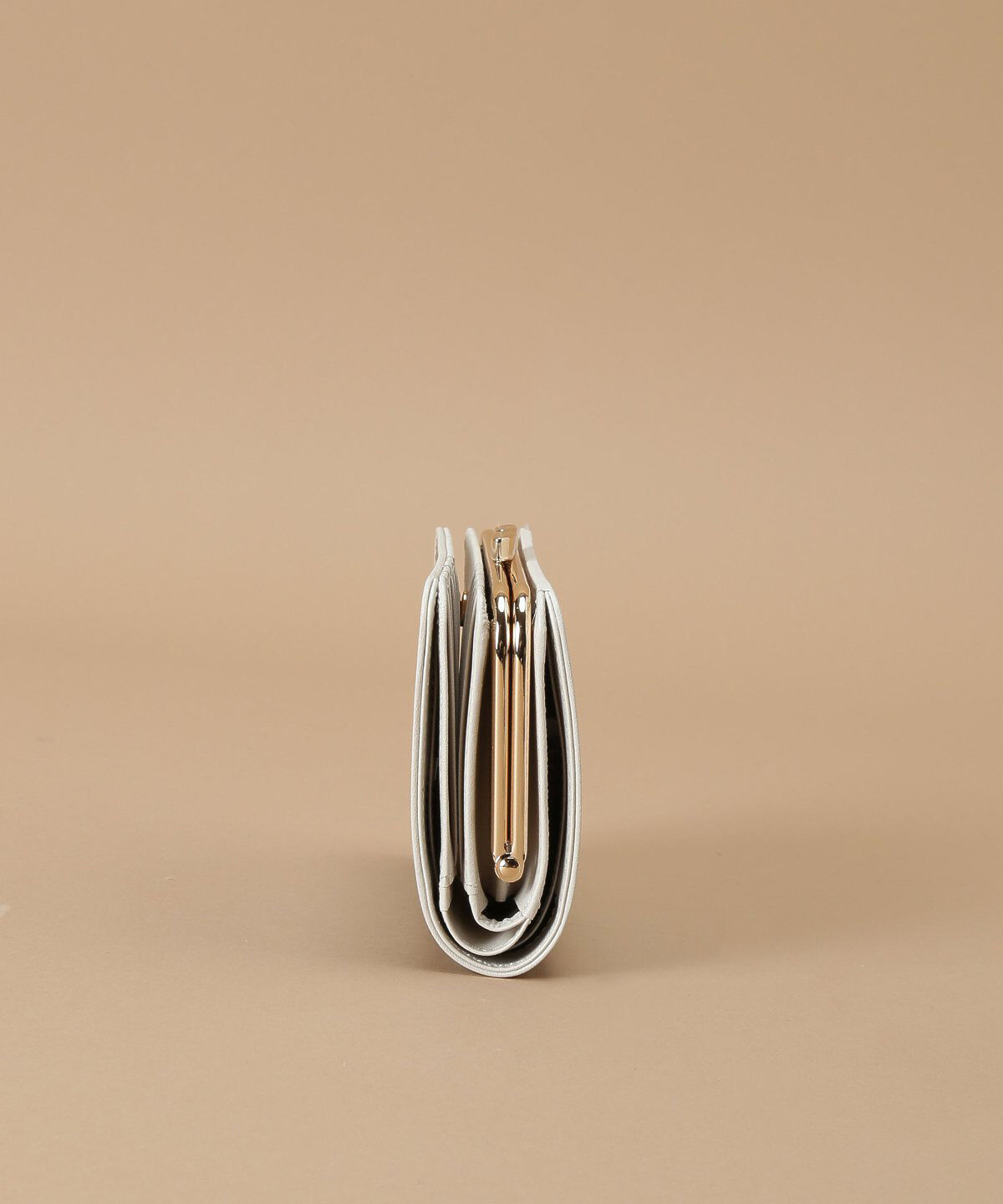 Samantha Thavasa「シンプルバイカラー口金折財布」|財布|