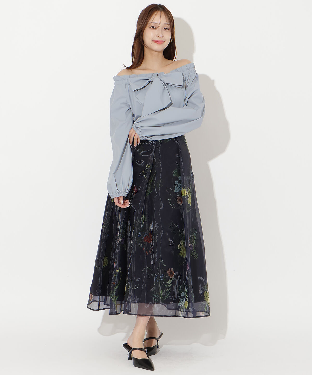 アンドクチュール「フラワーオーガンジーフレアスカート」|フレア|ネイビー
