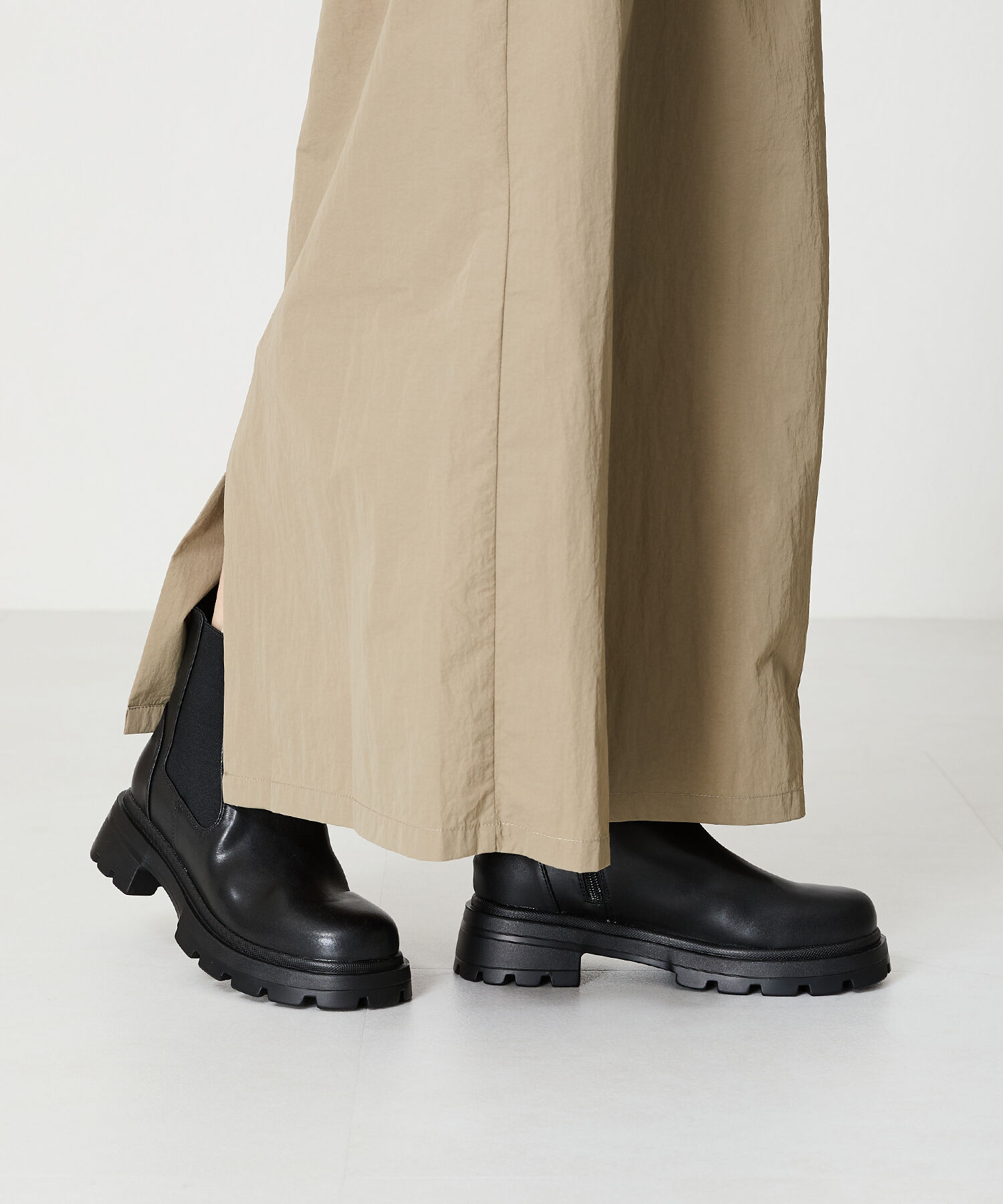 ORiental TRaffic「タンクソール サイドゴア ショートブーツ /41414 軽い ファスナー付き」|ショートブーツ|