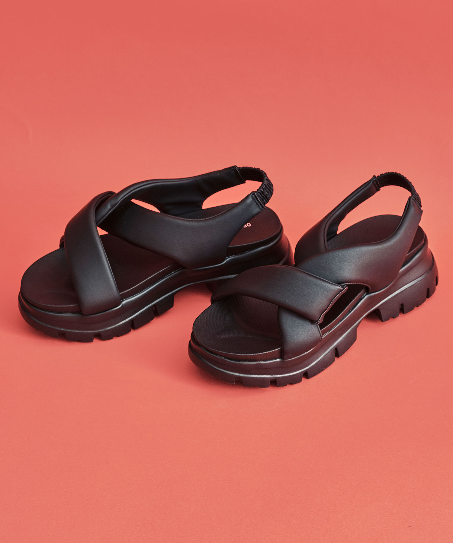 ORiental TRaffic「クロスデザインパデット厚底サンダル/51216 サンダル 厚底 トレンド 人気 売れてる」|サンダル|