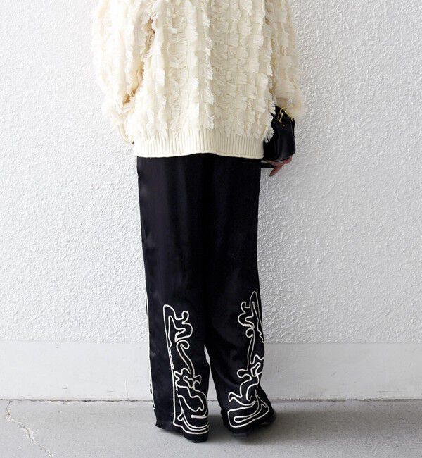 SHIPS any「SHIPS any:〈洗濯機可能〉サテン 刺繍 ストレート イージー パンツ」|その他|