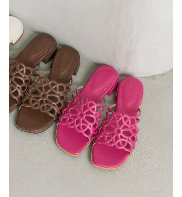  「《予約》フラワーカットワークミュールサンダル」|サンダル|ピンク