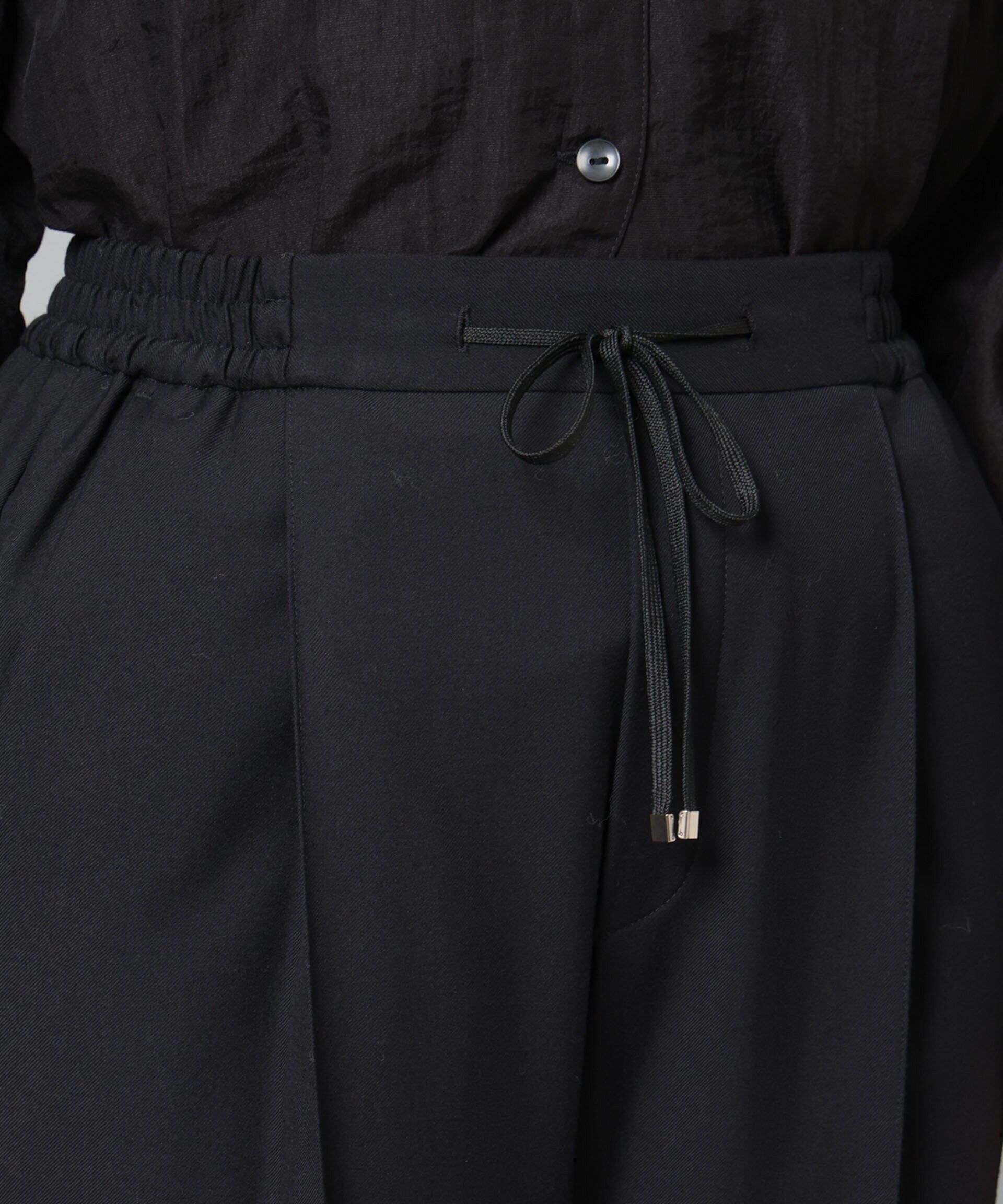 nano･universe「ウラキモウ ピンタックイージーテーパードパンツ」|チノ|