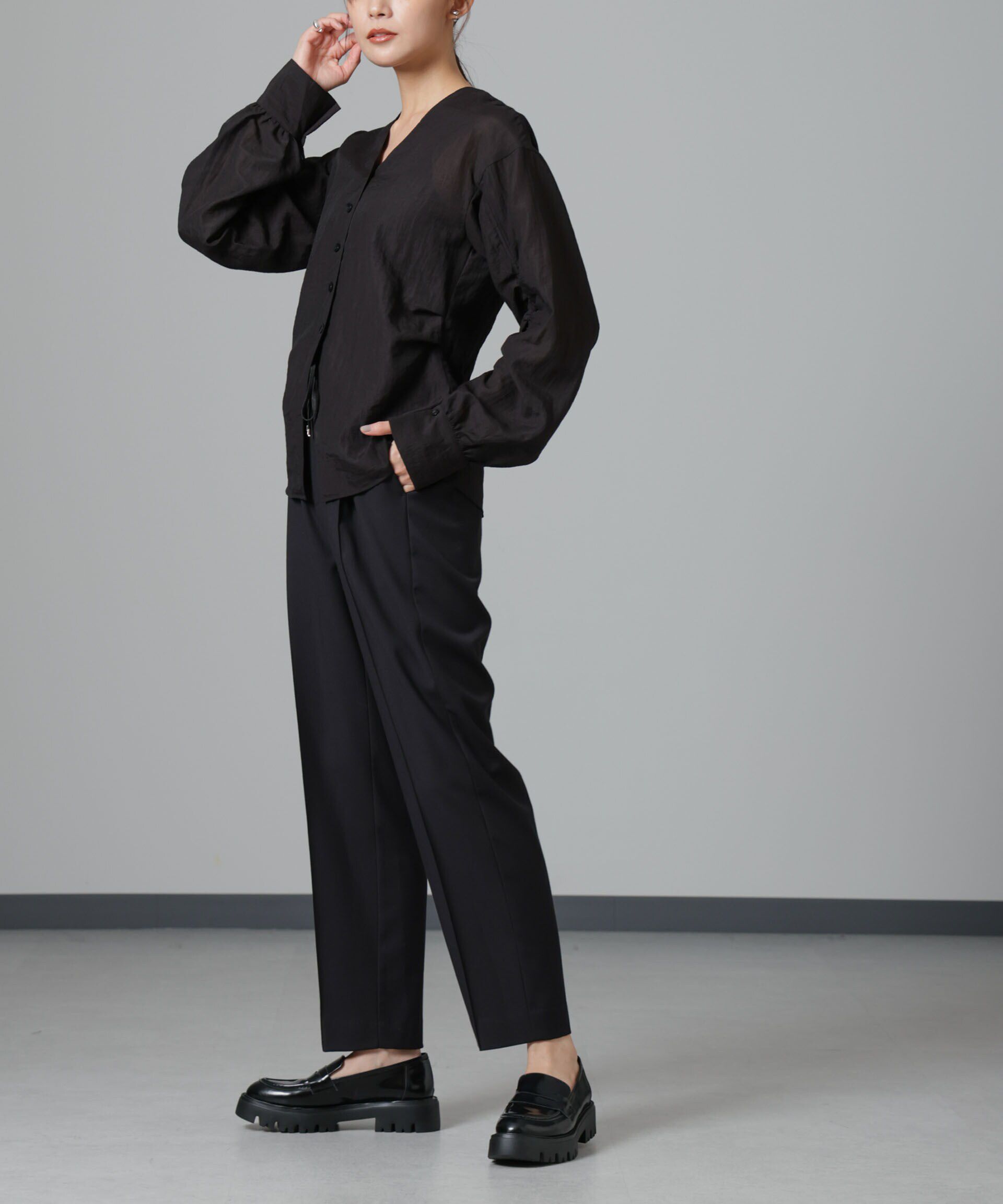 nano･universe「ウラキモウ ピンタックイージーテーパードパンツ」|チノ|