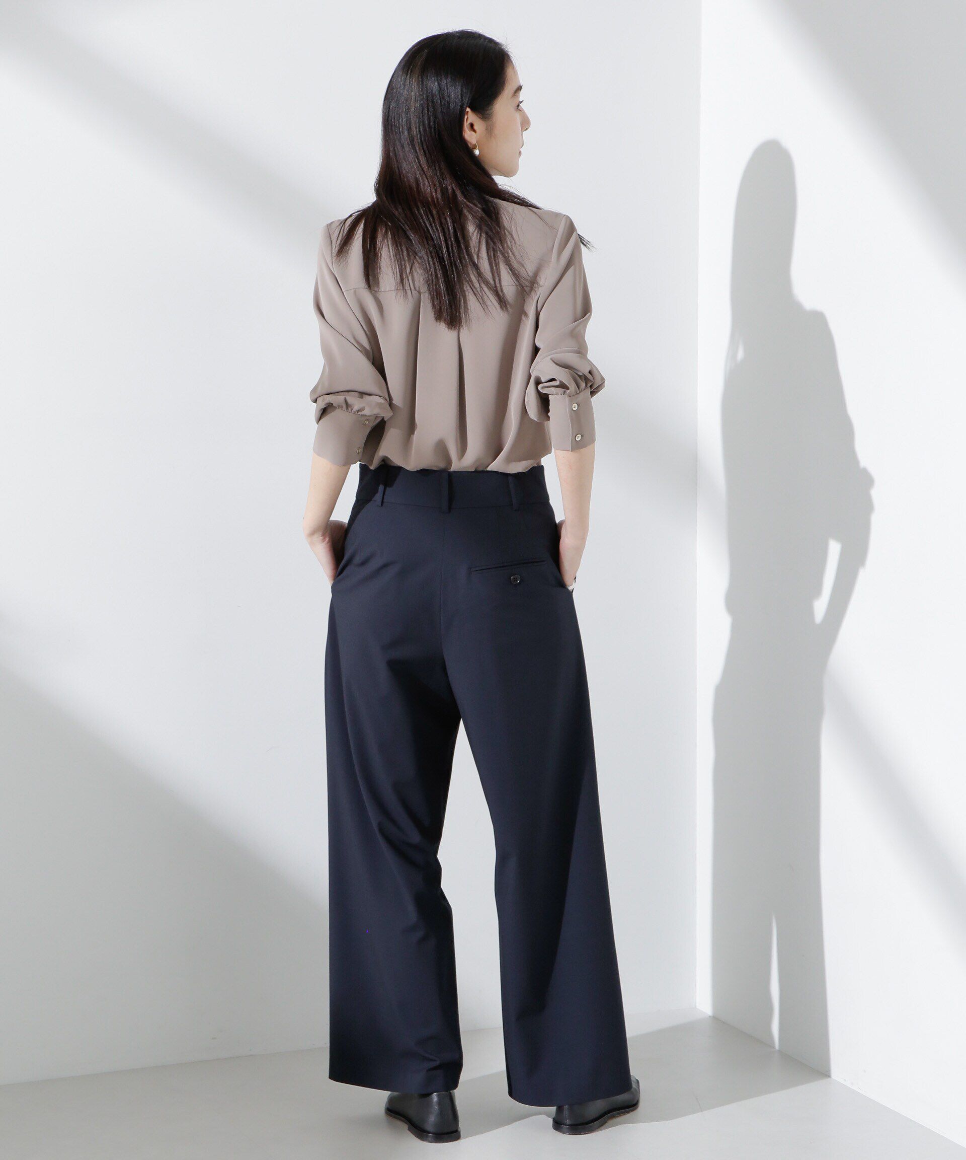 nano･universe「トロストレッチレイヤードタックワイドパンツ（セットアップ可）」|チノ|