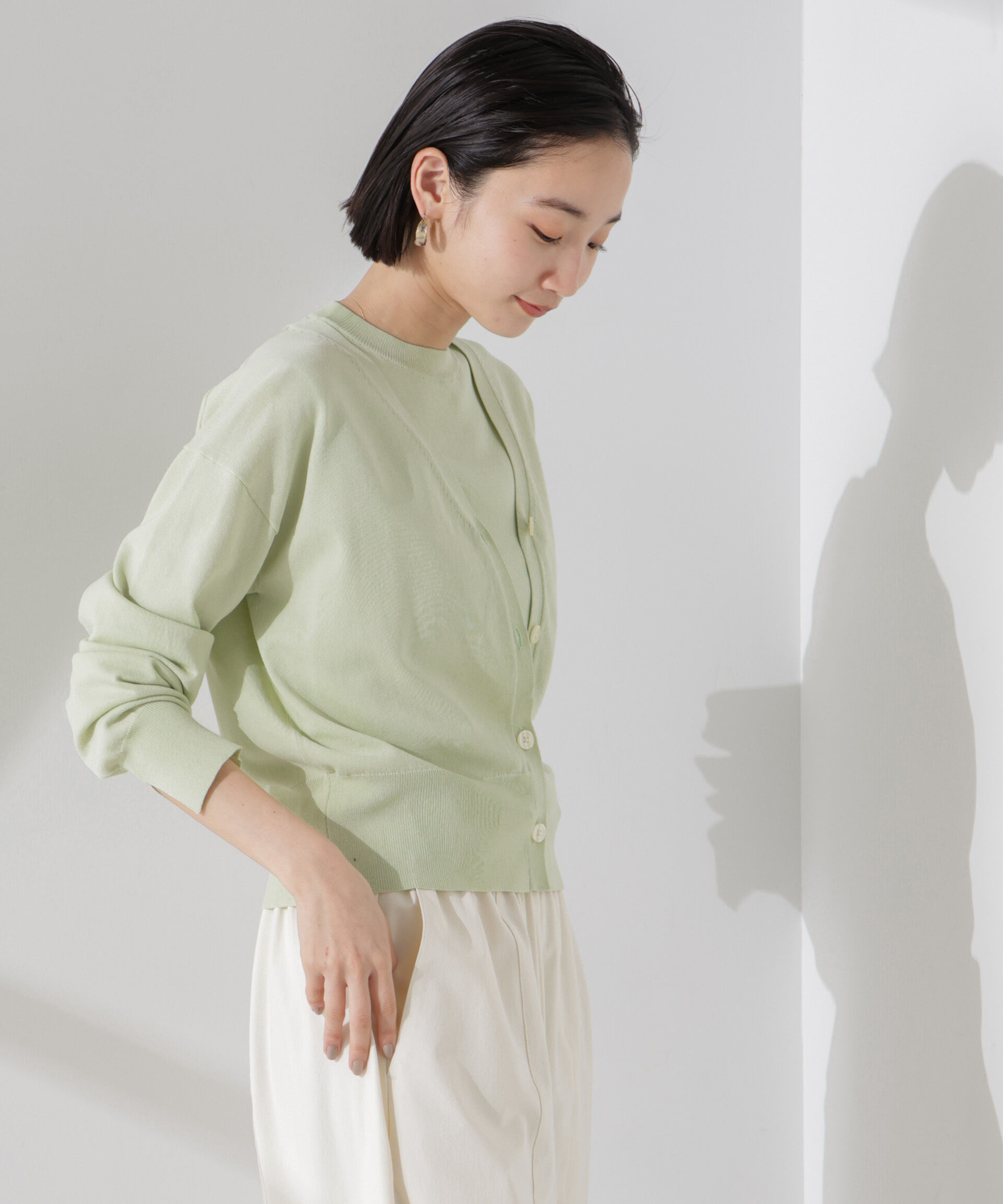 nano･universe「洗濯機洗い可UVカット接触冷感justVネックカーディガン」|ニット・セーター|