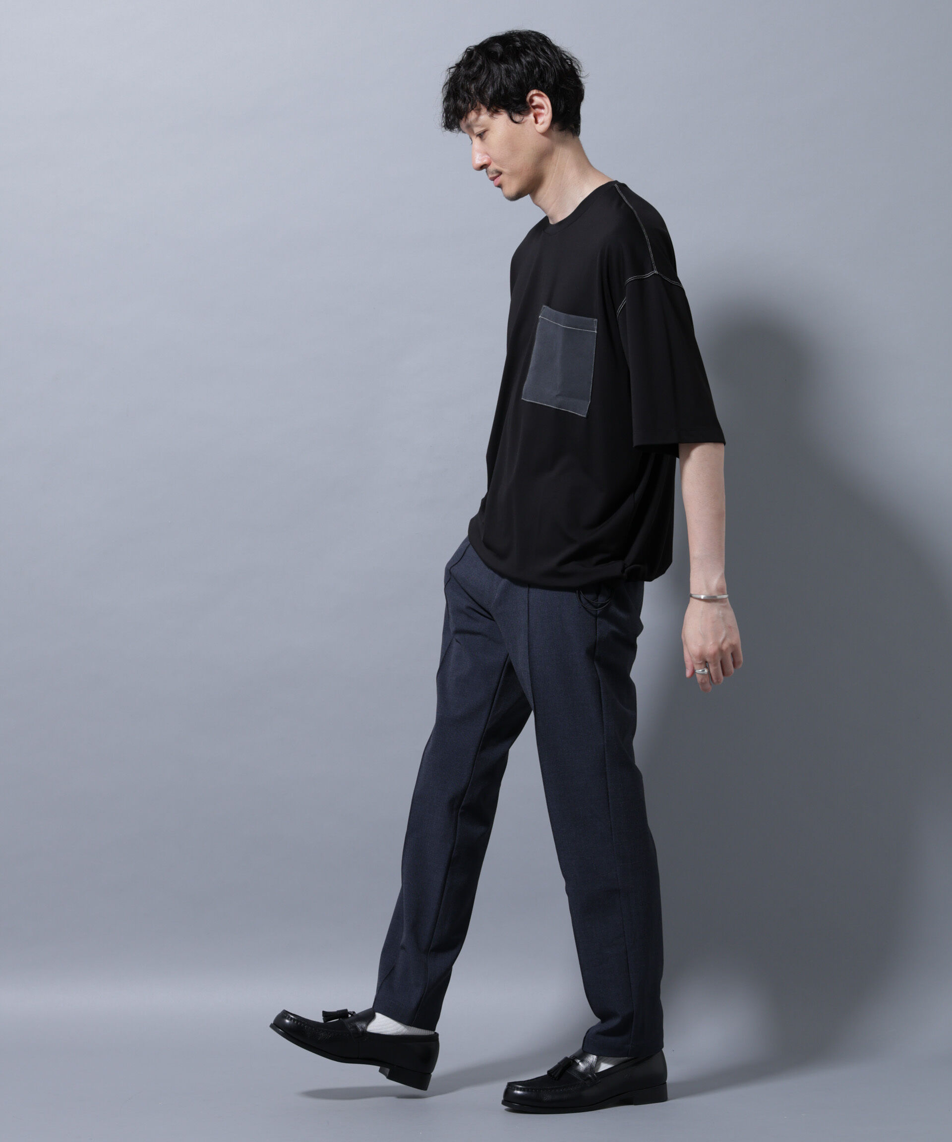 nano･universe「配色ステッチ フェイクスエードポケットTシャツ」|Tシャツ・カットソー|