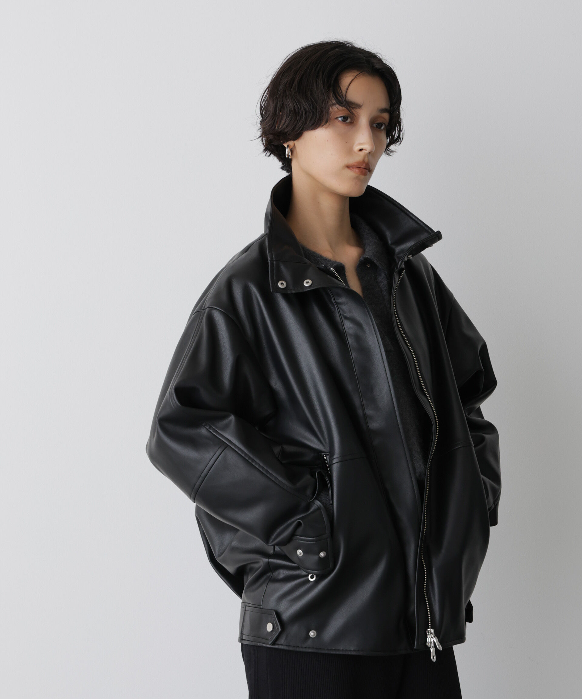  「「STEVELOUR」スタンドフェイクレザージップブルゾン」|ブルゾン・スタジャン|