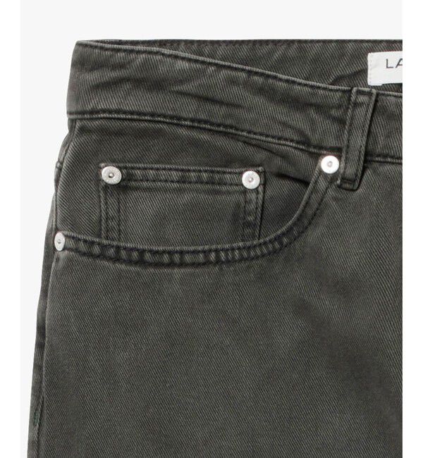 LACOSTE「オーガニックコットンガーメントダイ ルーズフィット ストレートデニムパンツ」|デニム|