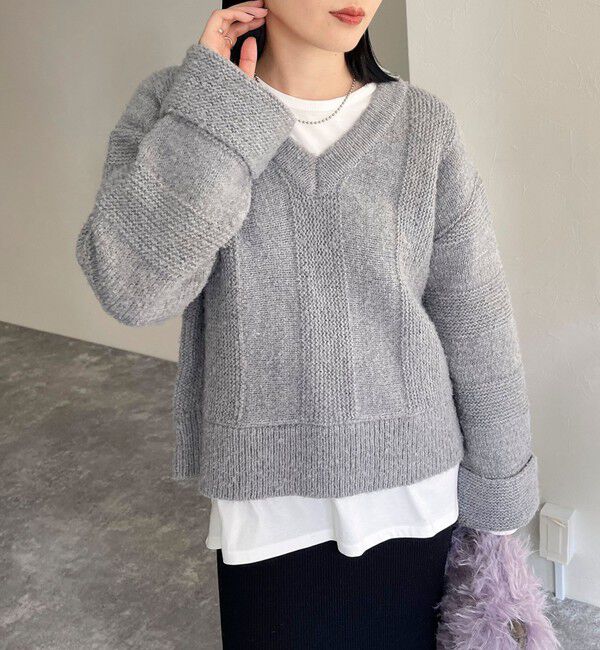 fredy emue「ブークレニットVネックプルオーバー」|ニット・セーター|