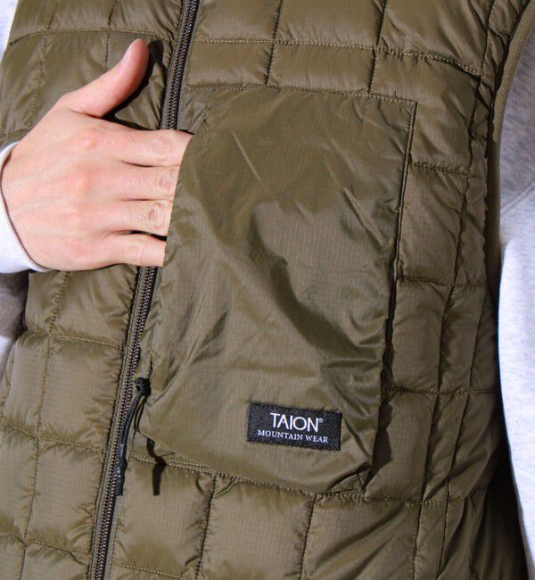 GLOSTER「【2WAYで着回せる】【UNISEX】GLOSTER配色別注 TAIONボア&times;ダウンベスト」|ダウンベスト・ベスト|