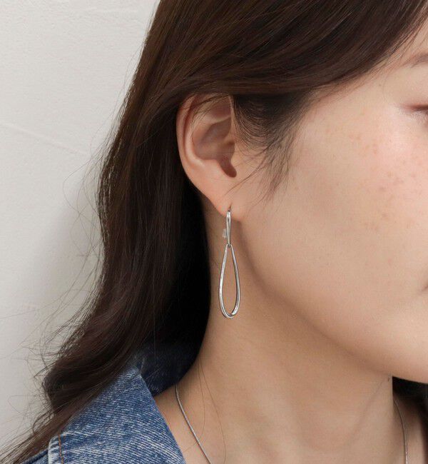 fredy emue「ドロップフレームフックピアス」|ピアス|