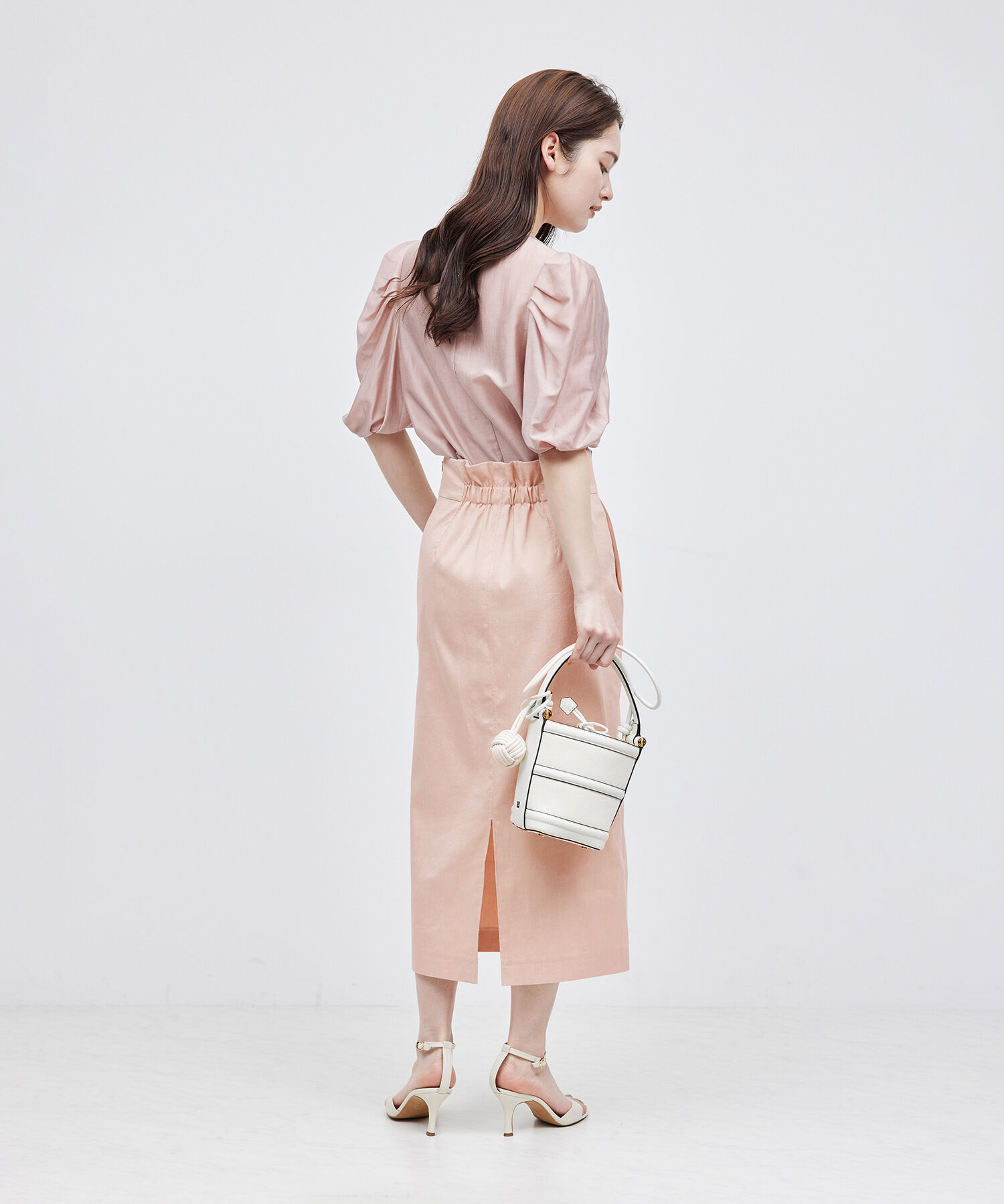 ROPE「リネンストレッチポケット付きタイトスカート/24SS【一部WEB限定】【雑誌掲載】【メディア掲載】」|スカート|