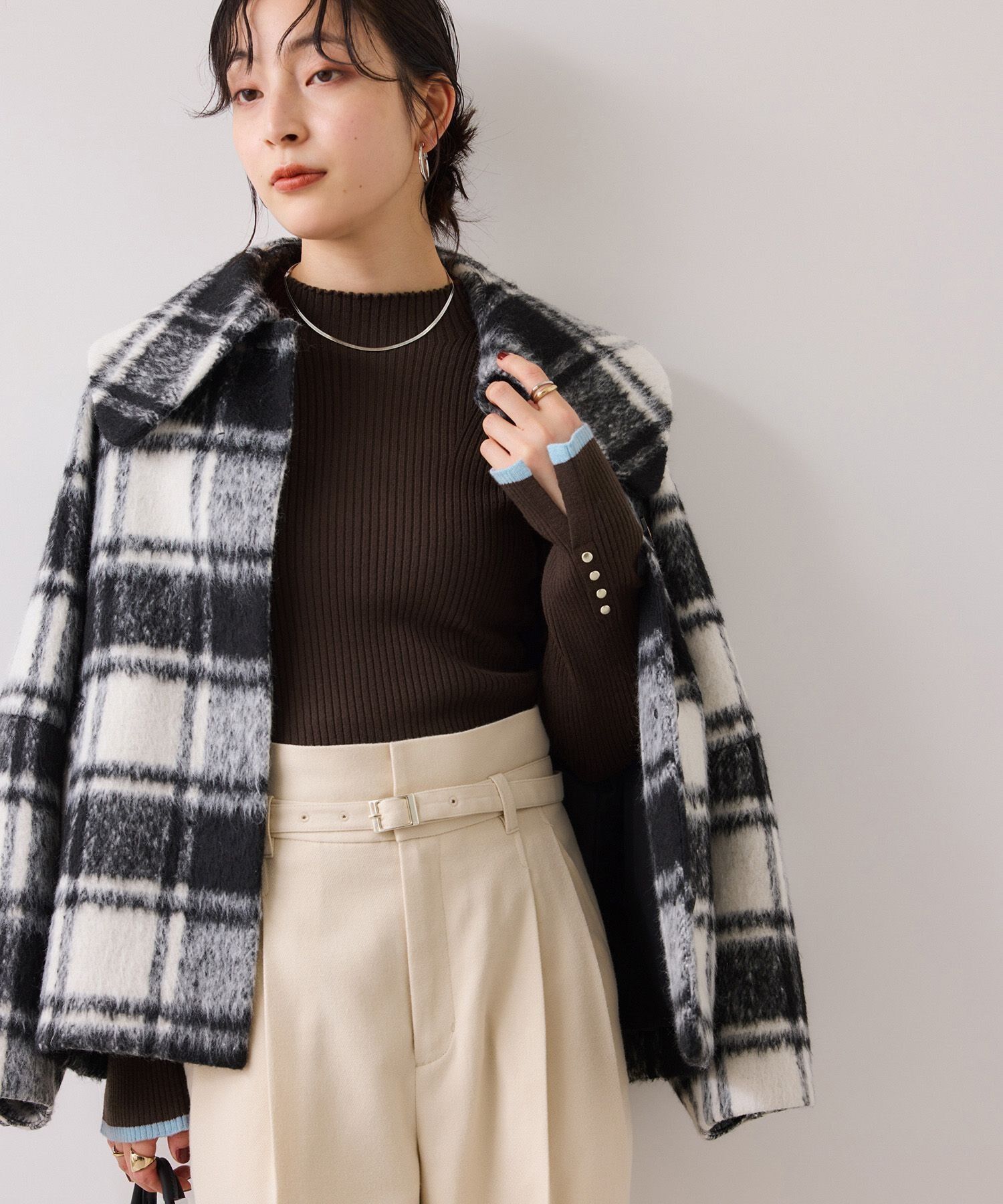 VIS「スリーブ釦アクセントリブニット/静電気防止」|ニット・セーター|