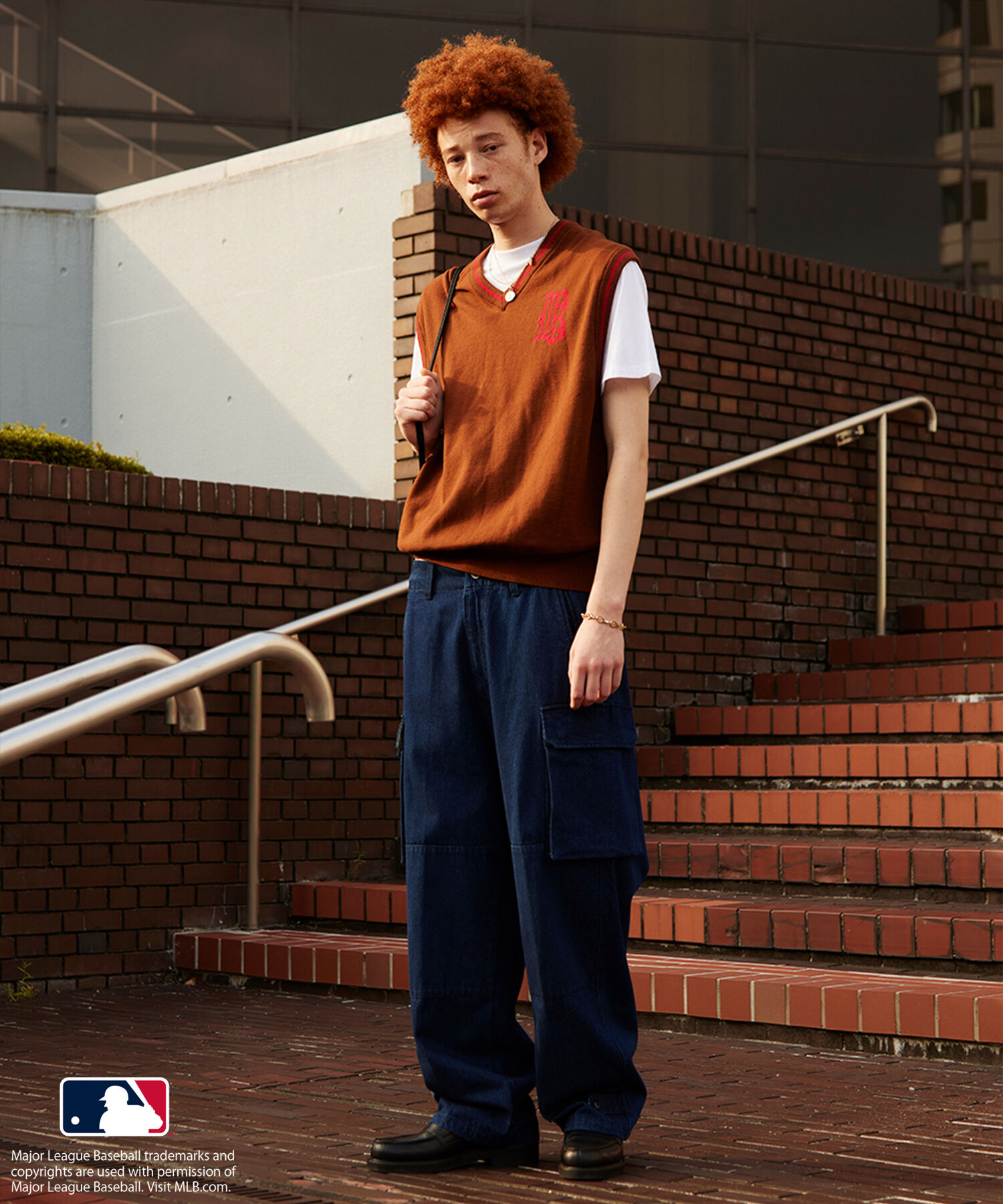 ADAM ET ROPE'「【MLB COLLECTION BY JUN】クラシックロゴニットベスト」|ベスト・ジレ|