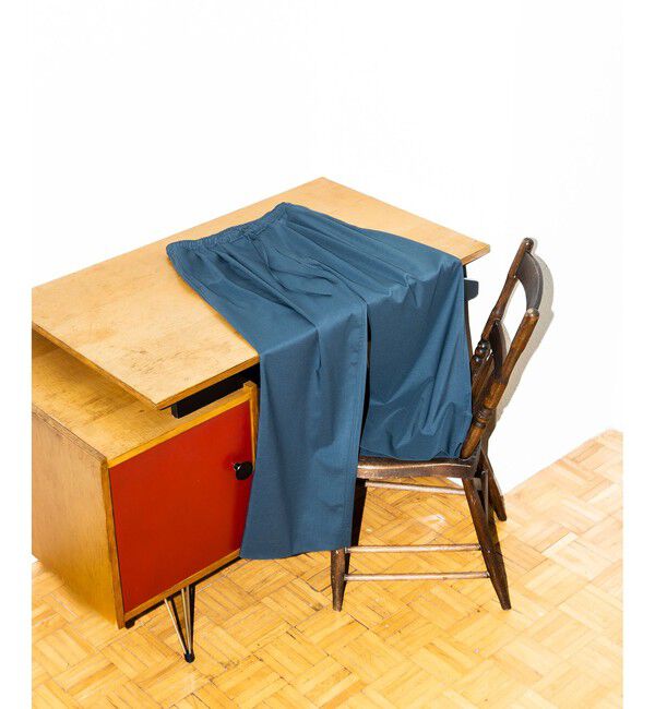 ADAM ET ROPE'「ドライツイルイージーパンツ」|チノ|チャコール(06)