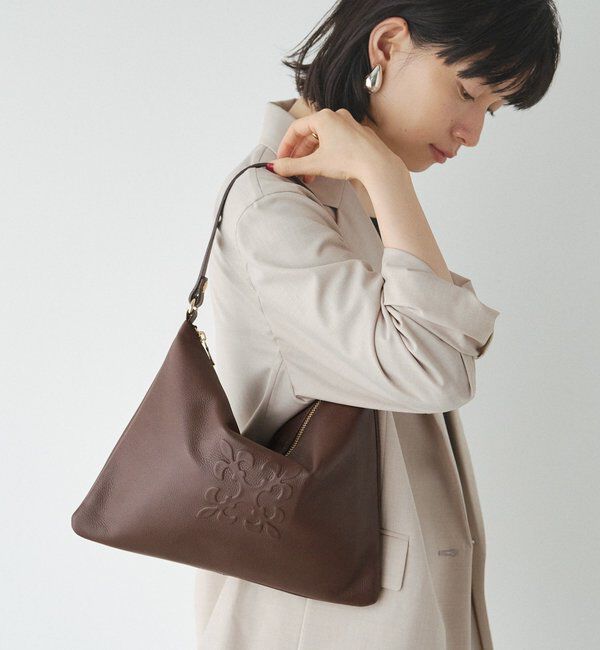  「エンボスモノグラムショルダーバッグ」|ショルダー・メッセンジャー|
