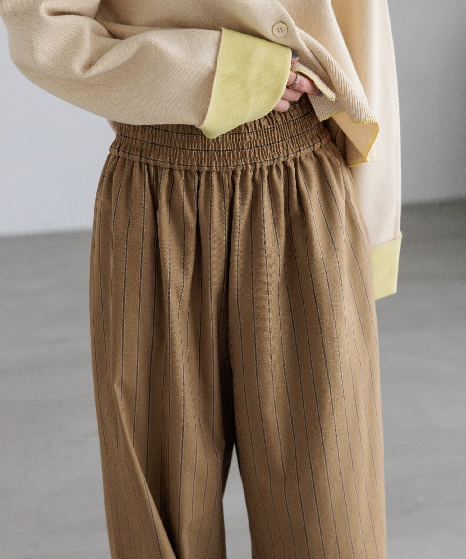 LOWRYS FARM「ギャザーワイドイージーパンツ」|チノ|