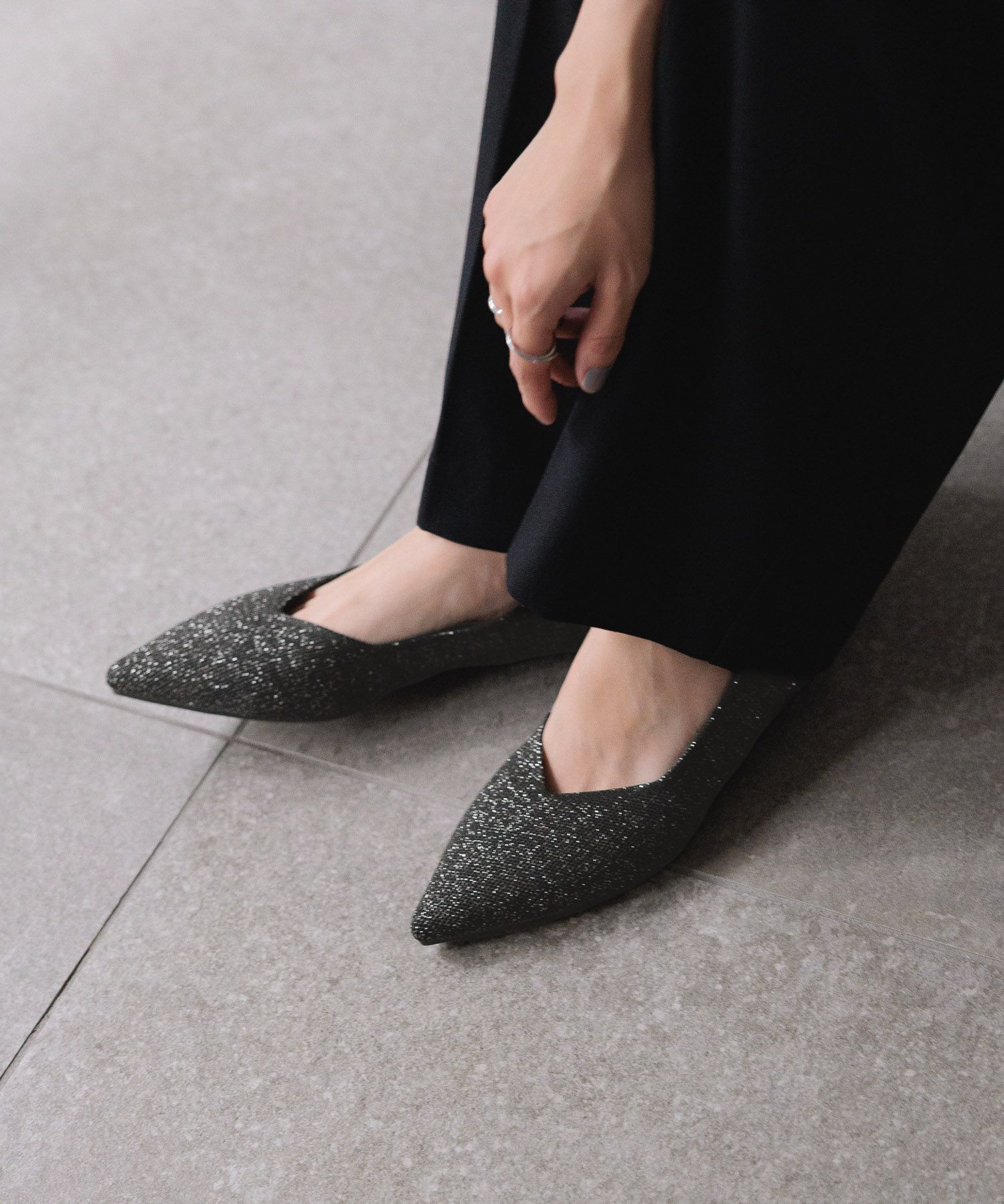 LOWRYS FARM「カンドウフィットニットパンプス」|パンプス|ﾗﾒBLK