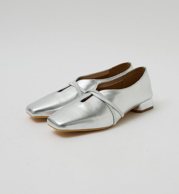 AU BANNISTER「【YouTuber紹介】ストラップソフトレザーフラットパンプス」|その他|