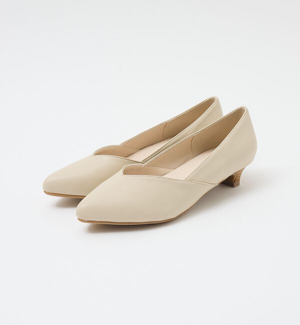 AU BANNISTER「【販売店舗限定】Vカットパンプス」|パンプス|