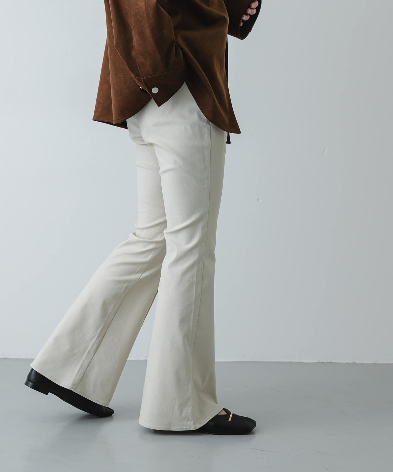 SENSE OF PLACE by URBAN RESEARCH「ストレッチフレアパンツ」|その他|ライトベージュ