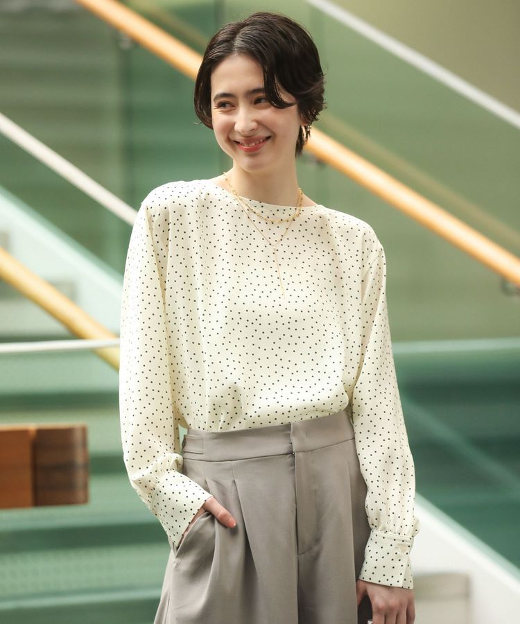Green Parks「ドットイージーケアバックスリットブラウス」|シャツ・ブラウス|