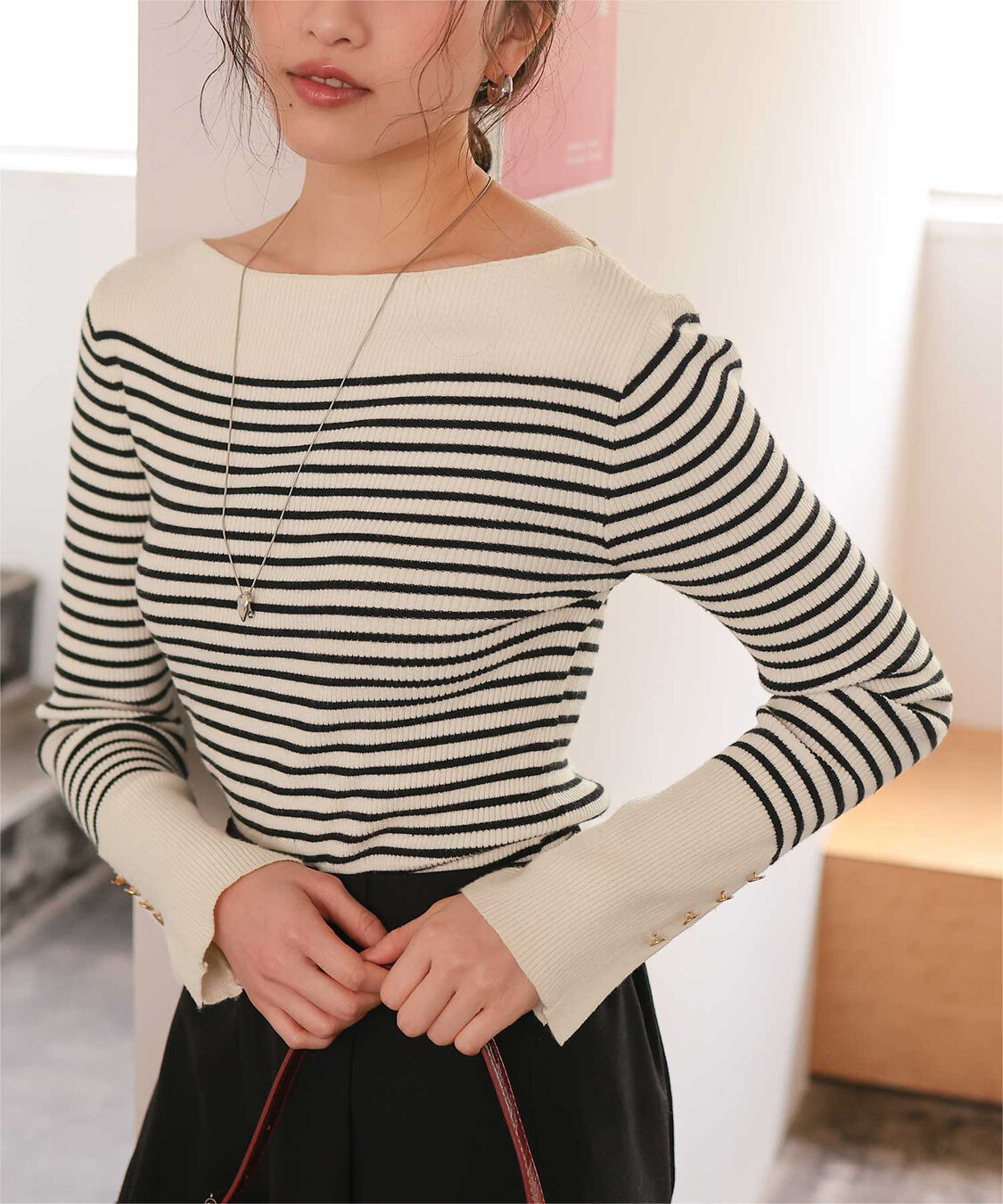 titivate「ボートネックゴールド釦デザインニット」|ニット・セーター|