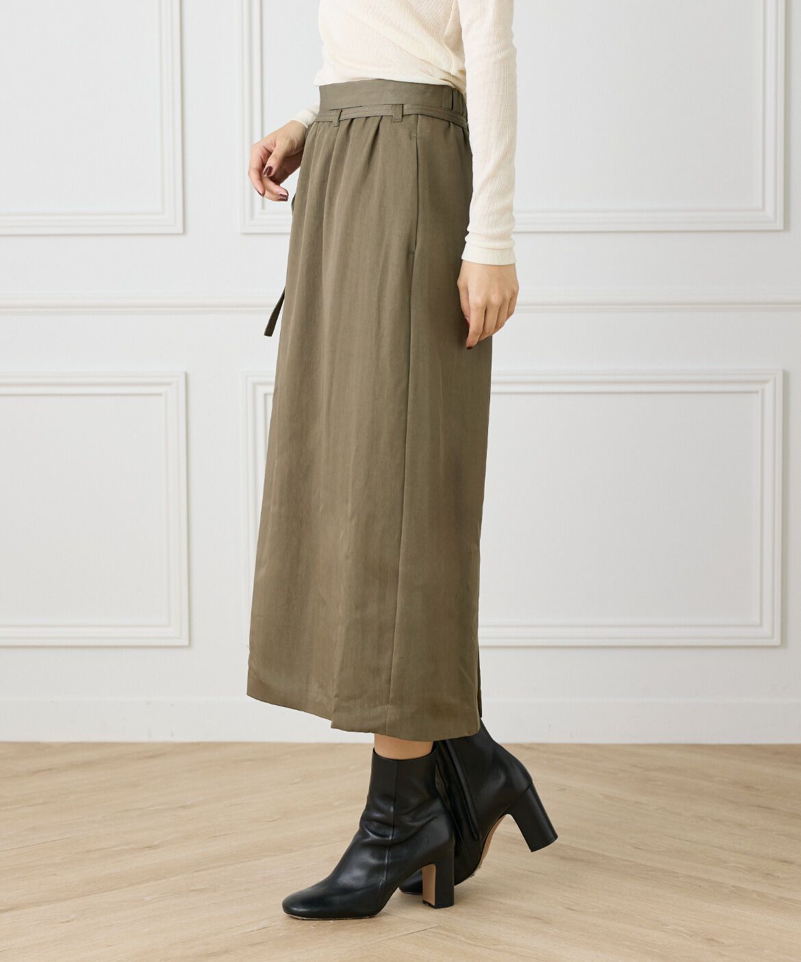 Le Souk「《大きいサイズ》細タイベルト付きAラインスカート」|タイト|カーキ3