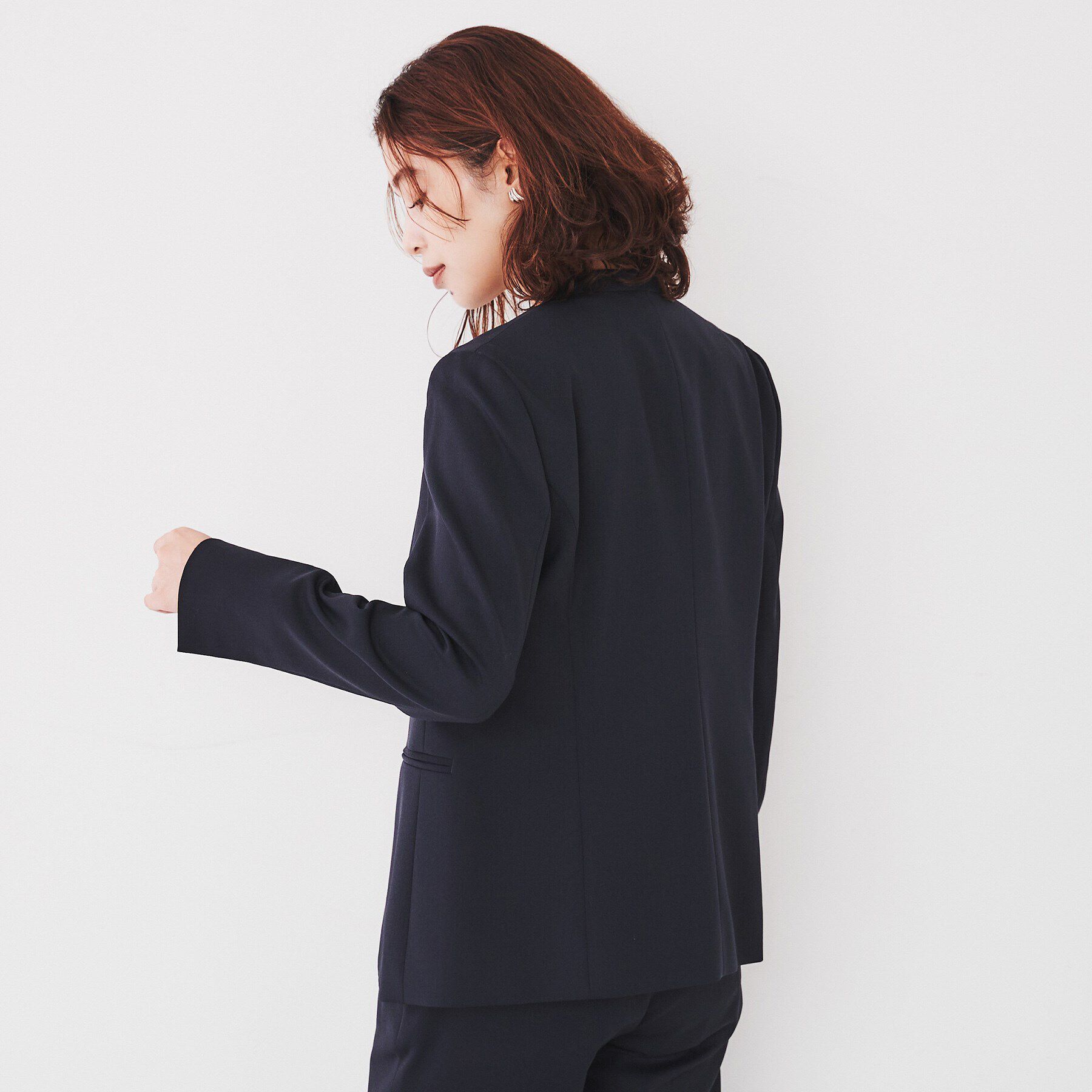 UNTITLED「【洗える通勤スーツ】レジェールギャバ　ストレッチカラーレスジャケット」|ノーカラージャケット|