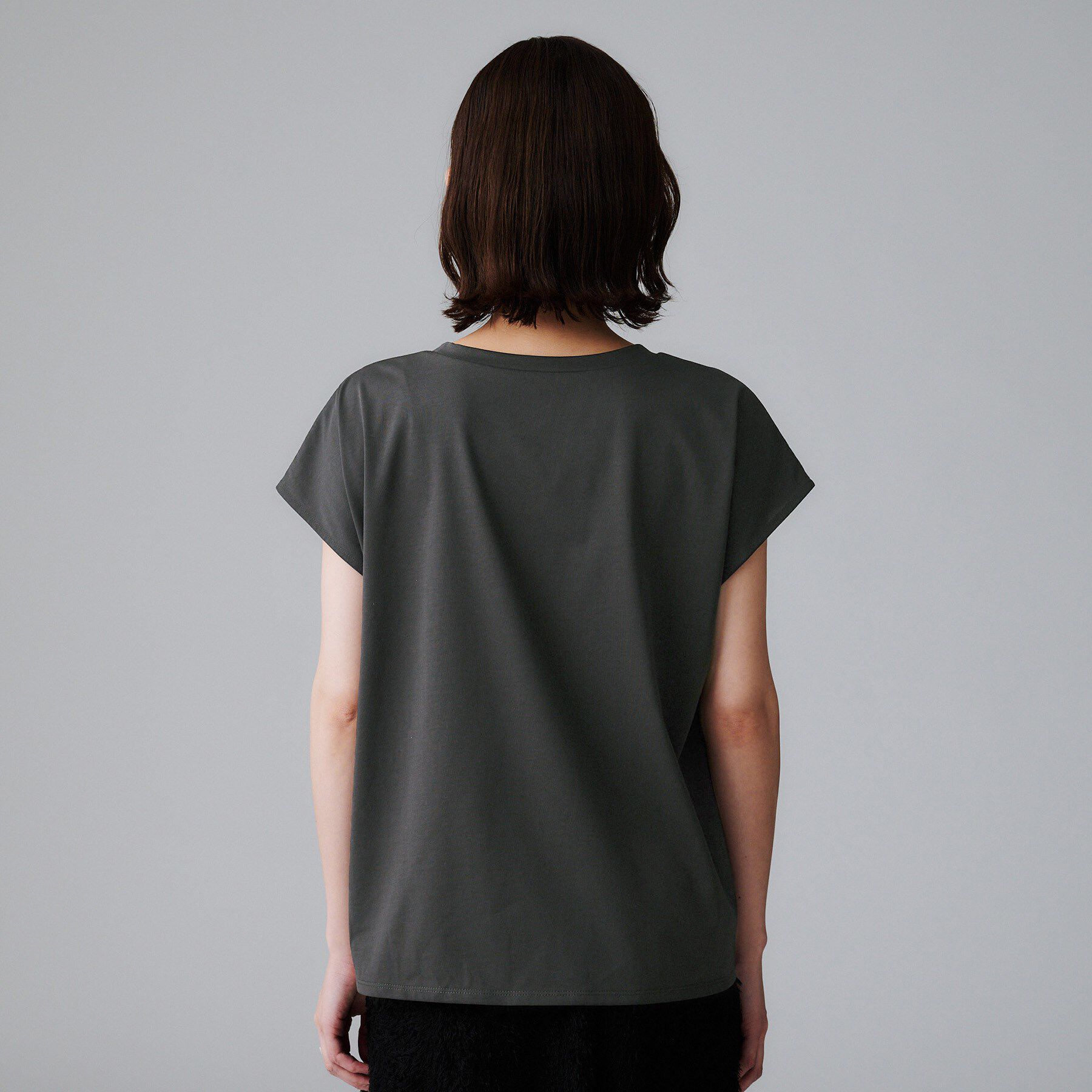 UNTITLED「【洗える/Tシャツ】ツイストプルオーバー」|Tシャツ・カットソー|