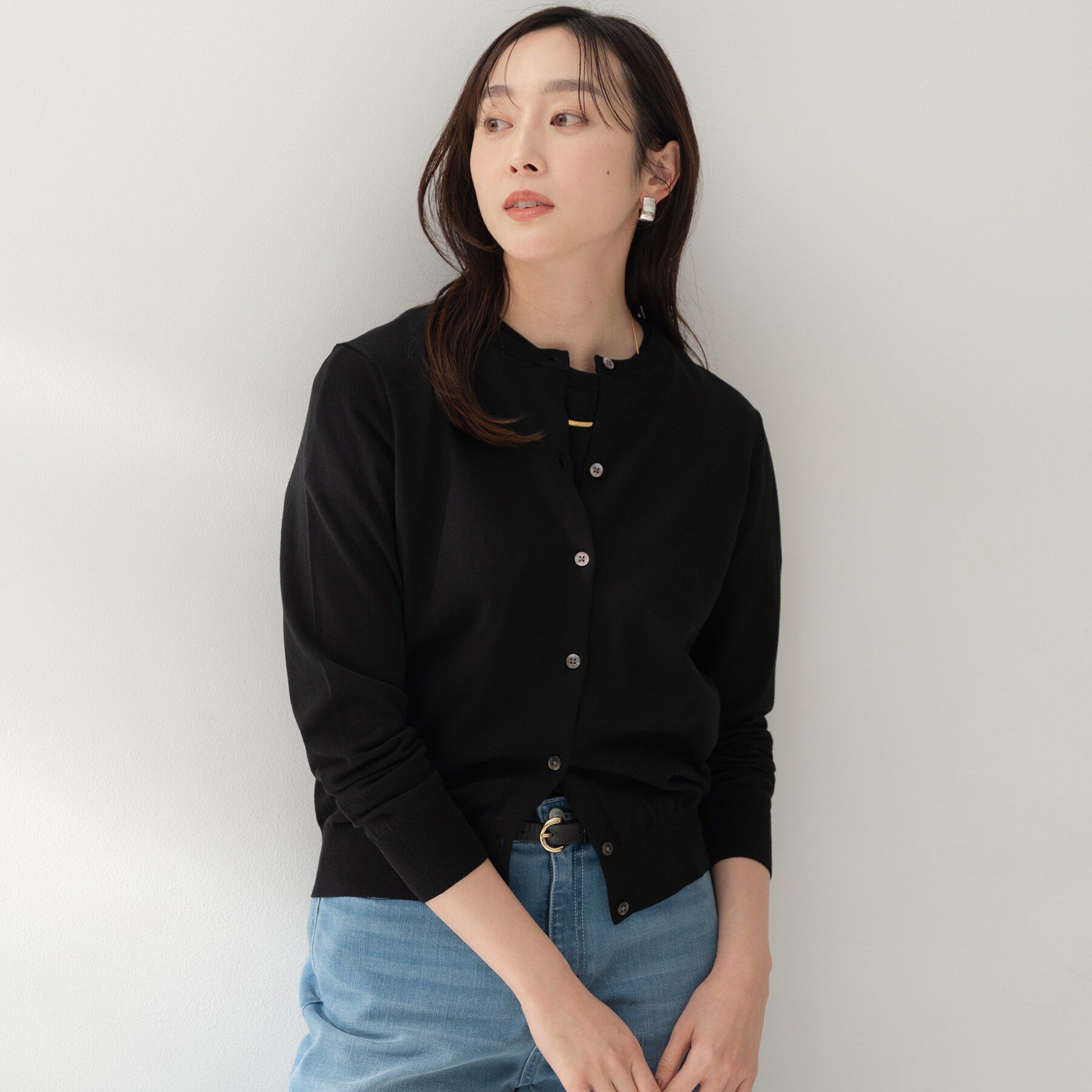 UNTITLED「コットンクルーネックカーディガン」|カーディガン|ブラック(019)